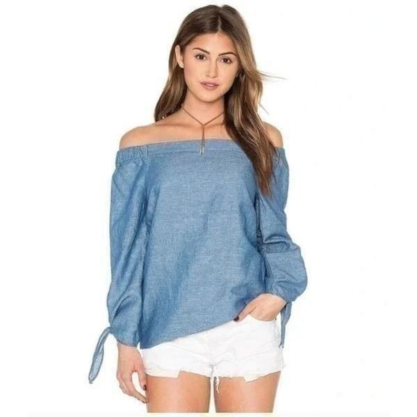 NWT Free People Womens Show Some Shoulder Top Off Shoulder Blue Chambray Top Siz