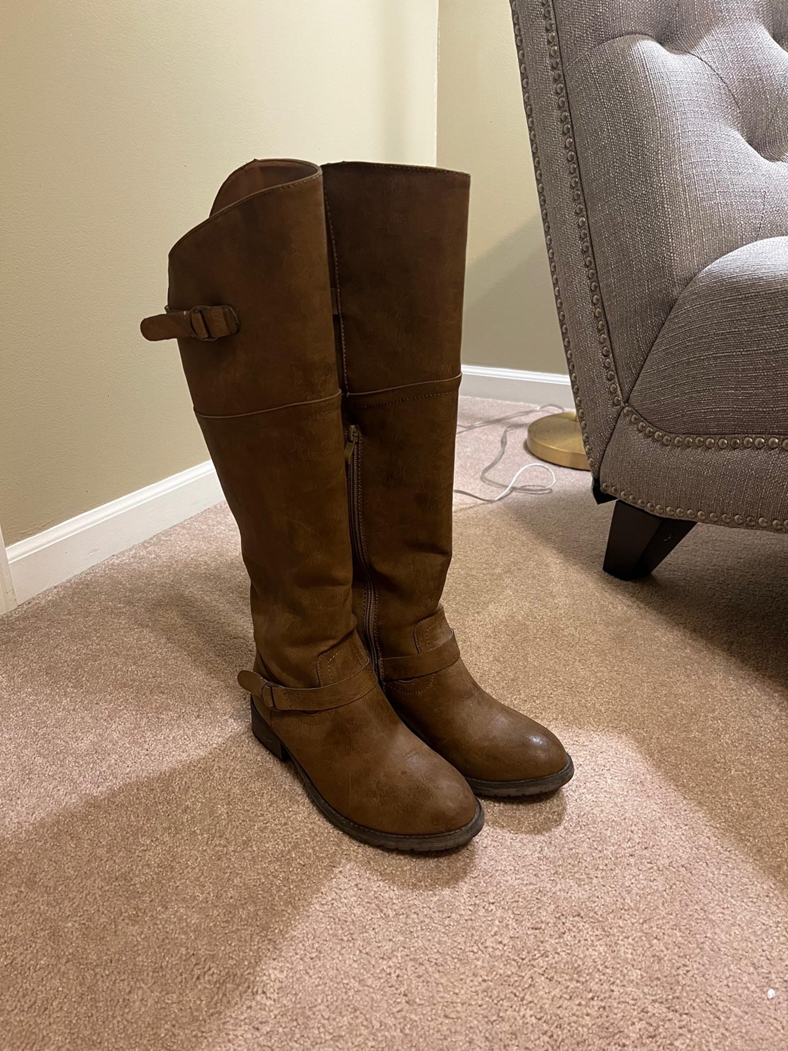 Shi by journeys brand boots