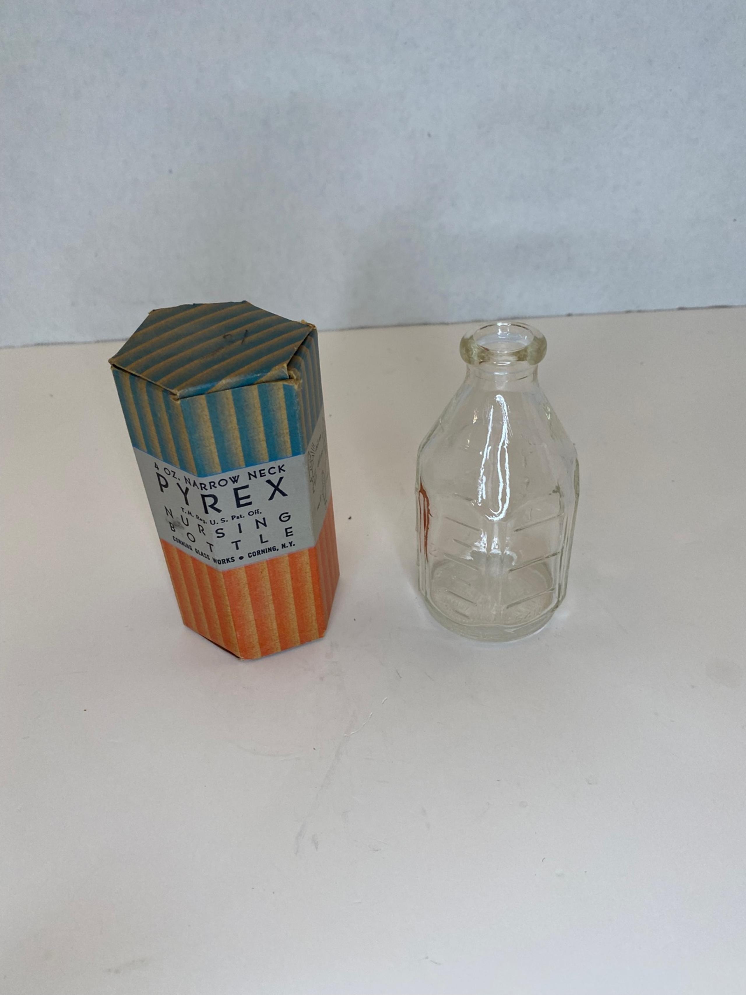 Vtg Pyrex Narrow Neck 4 Oz Glass Baby Bottle With Paper Sleeve Made in USA