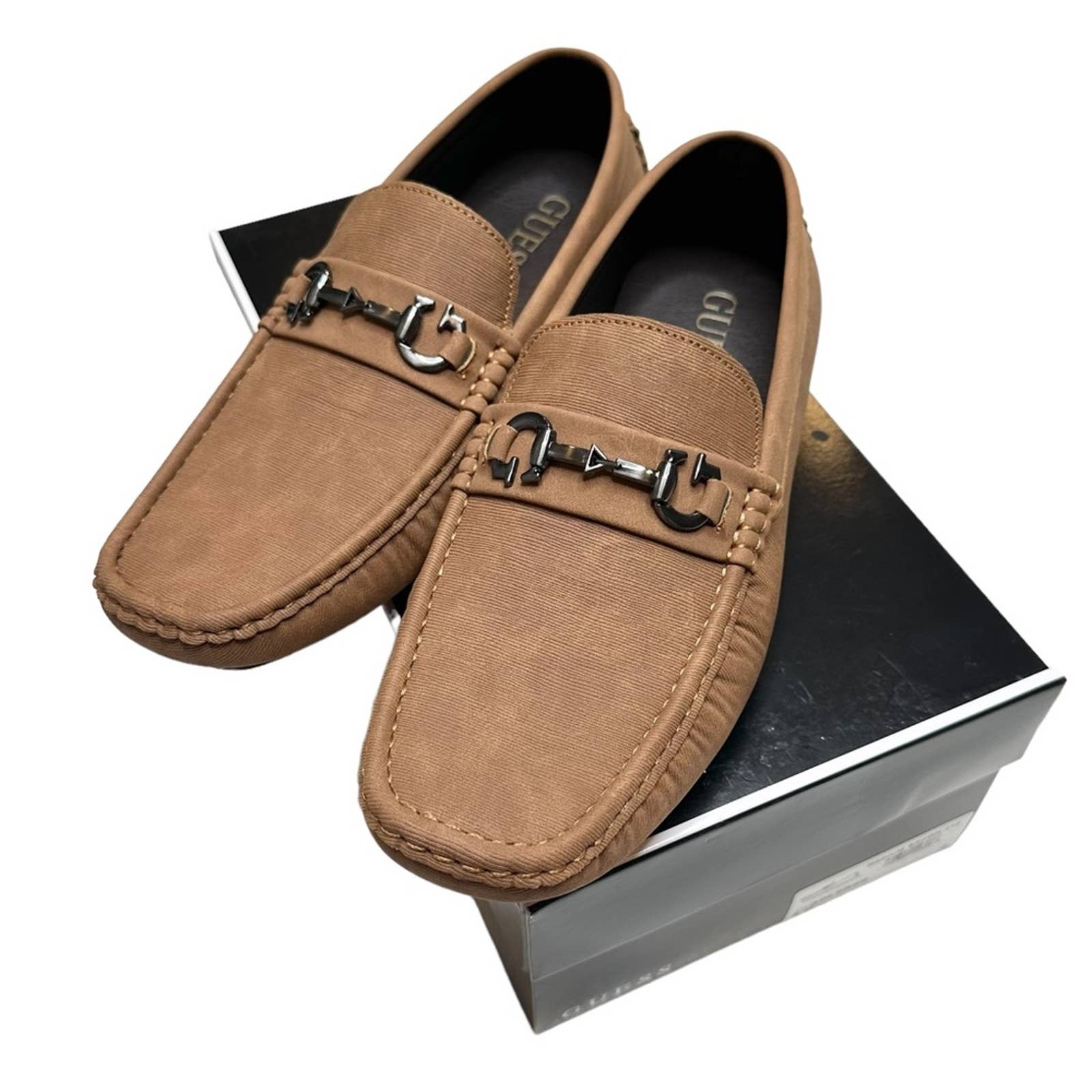 NWT Guess Men's Medium Brown Adlers Loafers Size 9 Slip Ons