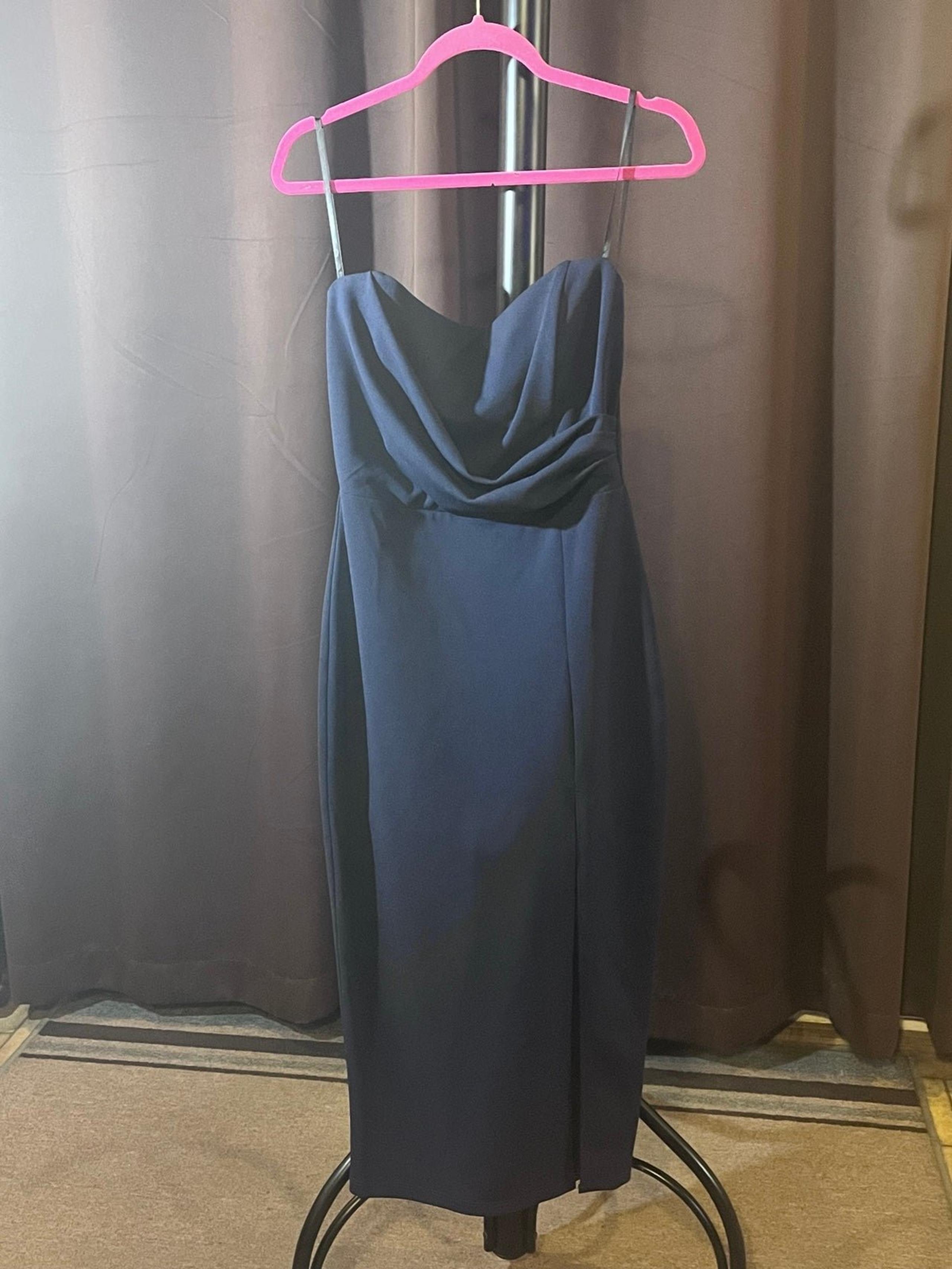 Dress Size Large - Windsor