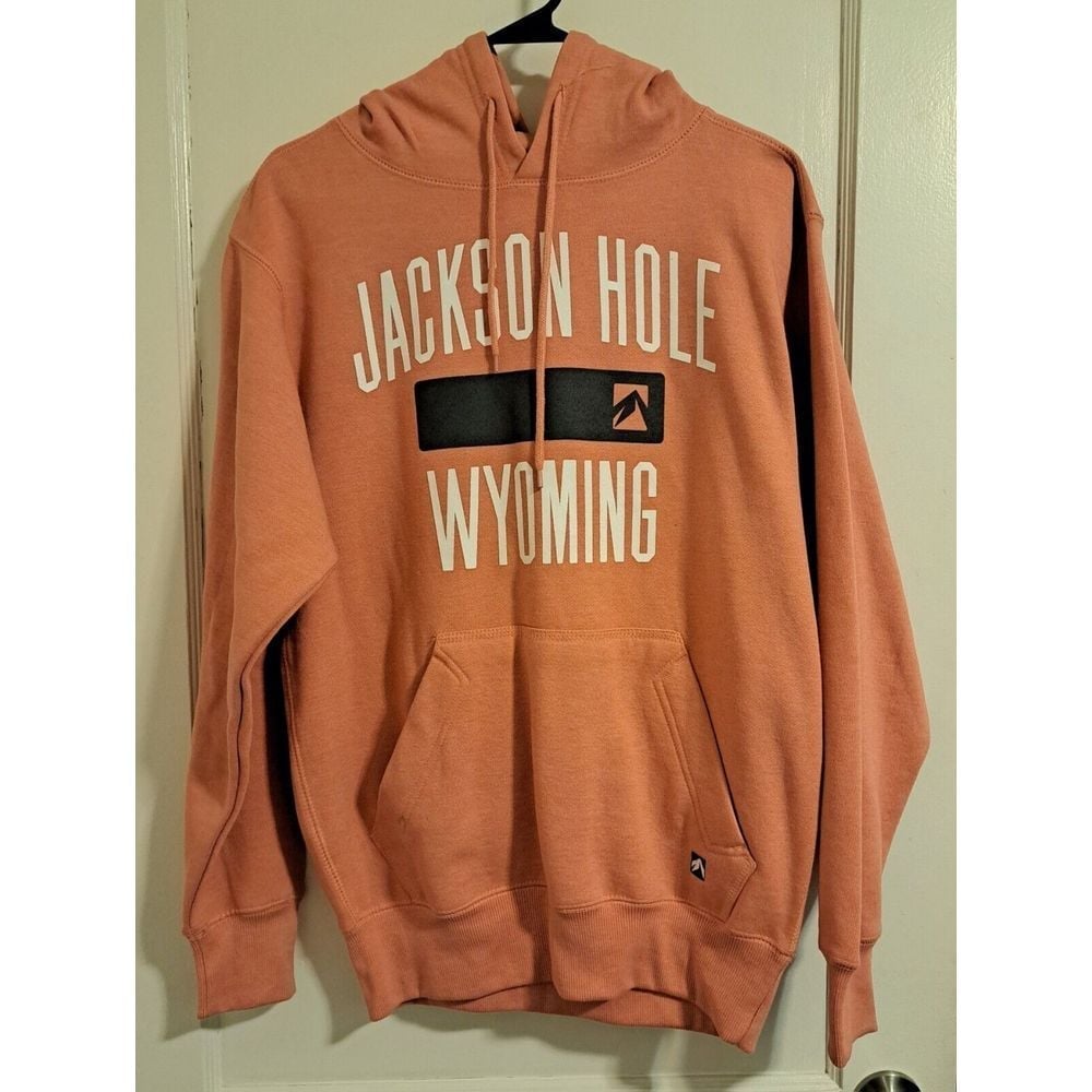 Outfitter Trading Co Jackson Hole Wyoming Womens Small Pink Low Shrinkage Fleece