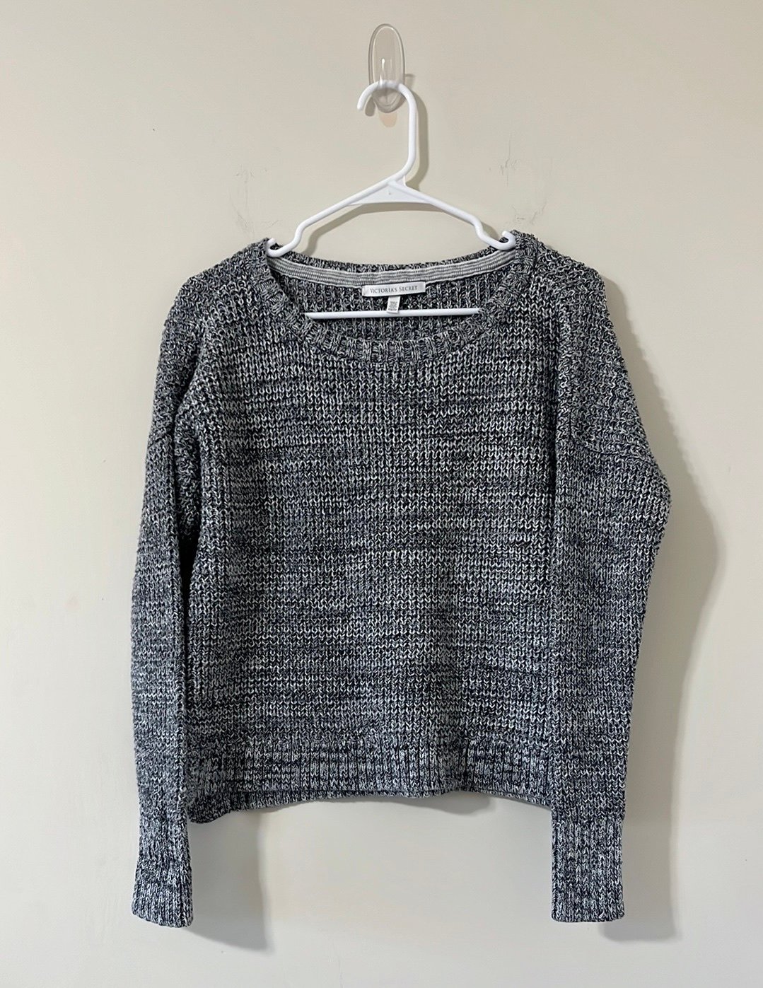 Victoria’s Secret Grey Chunky Knit Scoop Neck Oversized Sweater Size XS