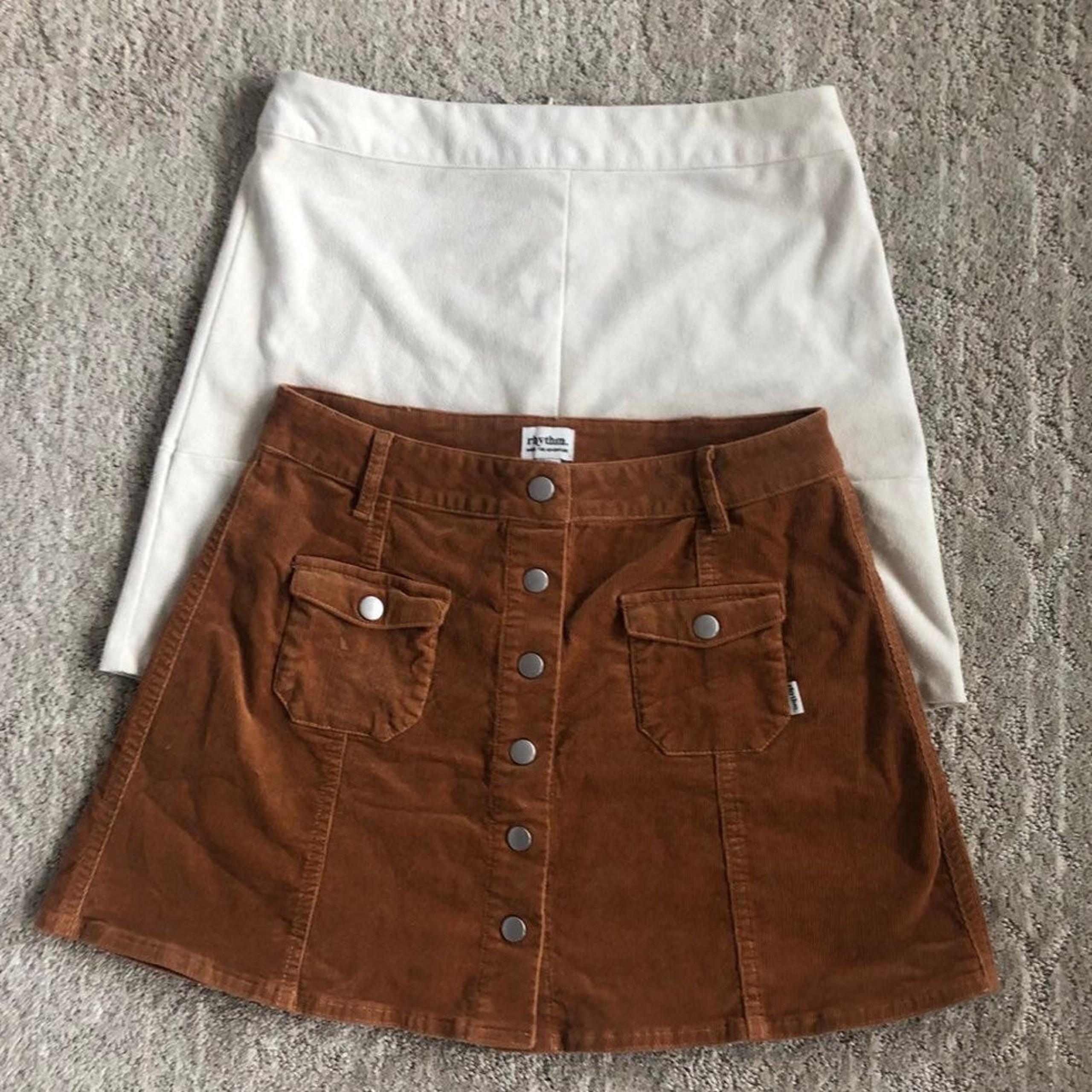Set of 2 Sz6 Womens Lulu's Skirts EUC