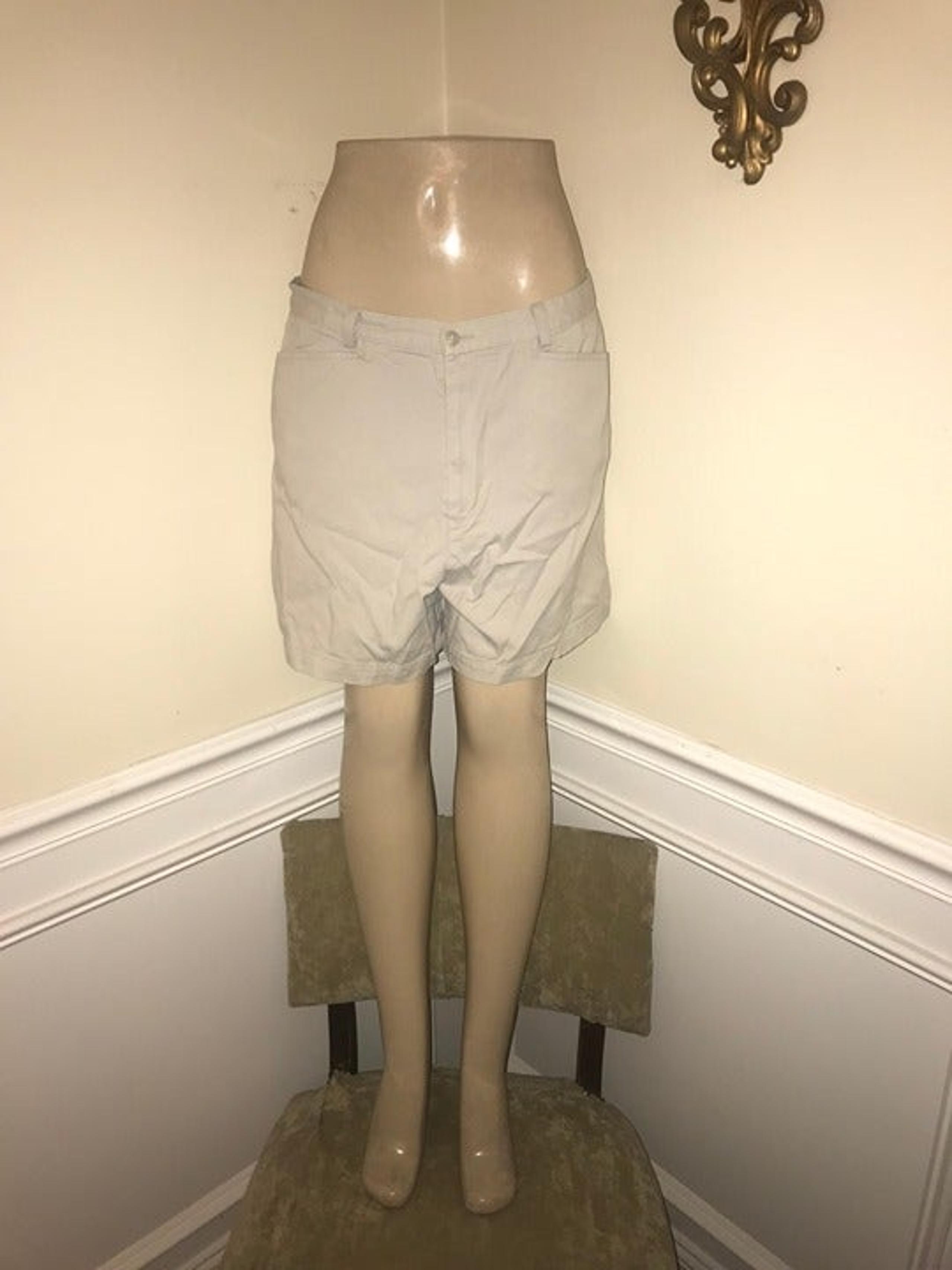 2008 DOCKERS Top Pocket Khakis 100% COTTON 16 women's size shorts