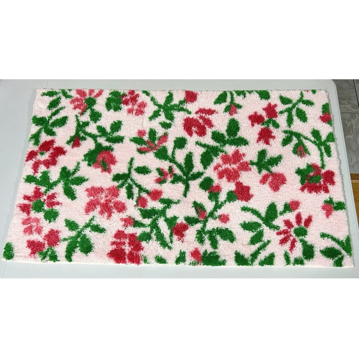 Martha Stewart Pink Floral Ultra Soft Fade-Resistant Bathroom Bath Rug Mat ✨