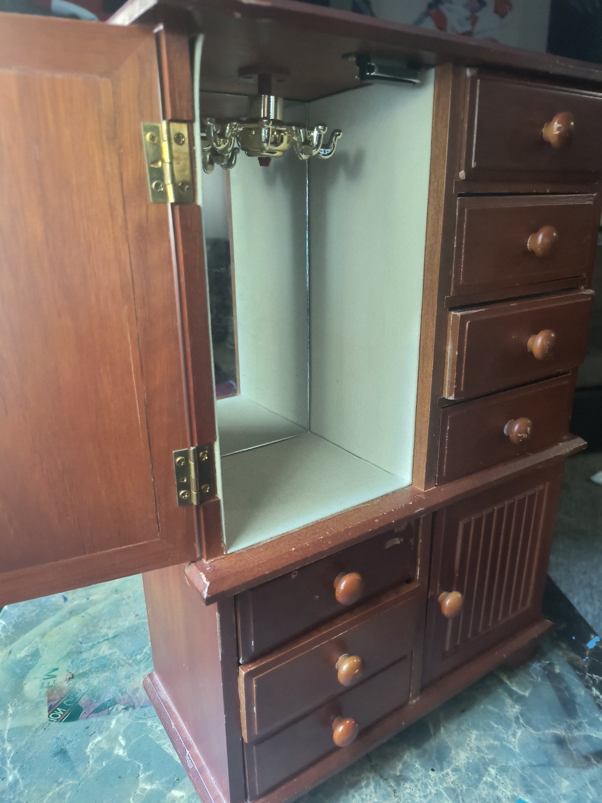 Vintage Mele jewelry box