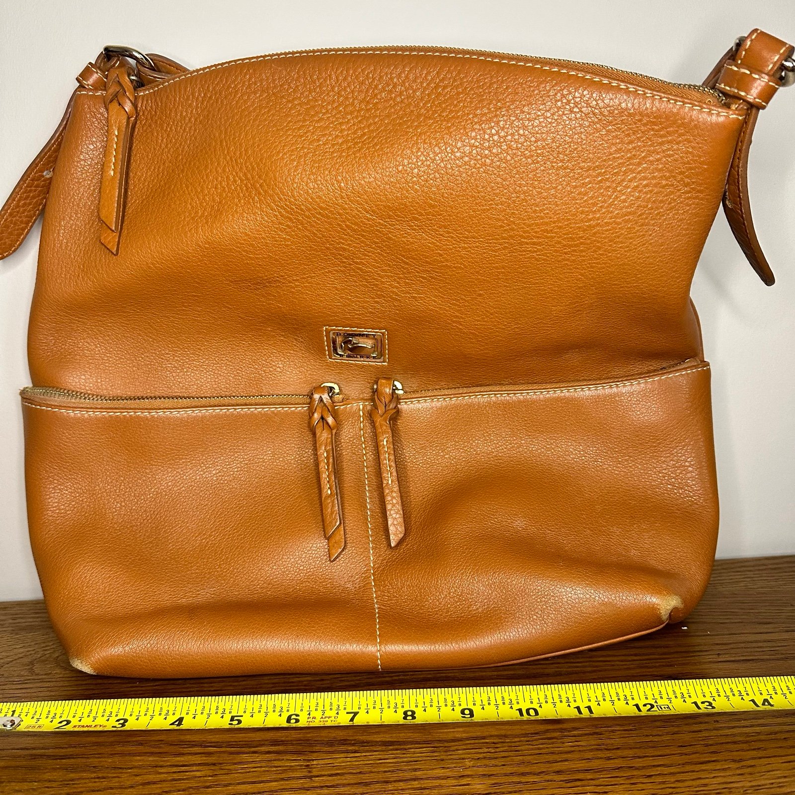 Dooney and Bourke Brown Pebbled Leather Dillen Bag Hobo Style Large shoulder bag