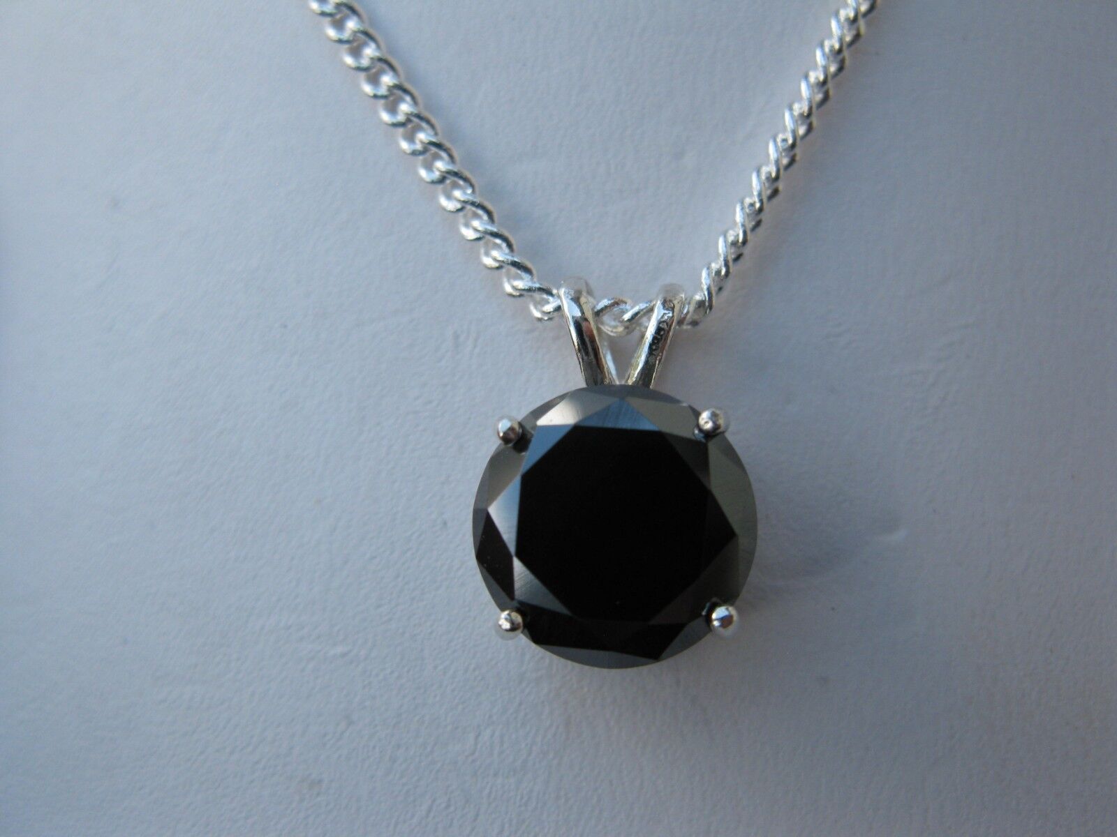 4.34ct NATURAL BLACK DIAMOND NECKLACE/PENDA NT,FREE DIAMOND TESTER,CERTIFI CATE.