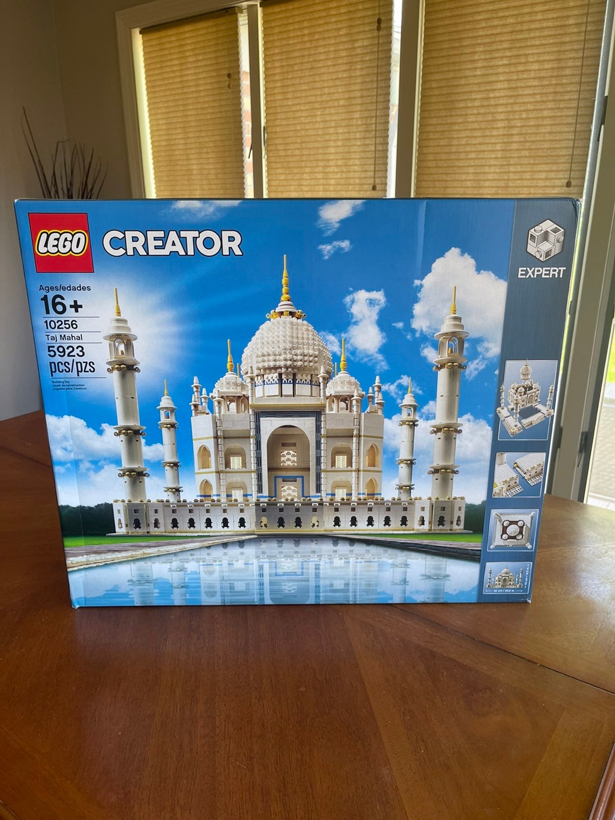 LEGO Taj Mahal 10256