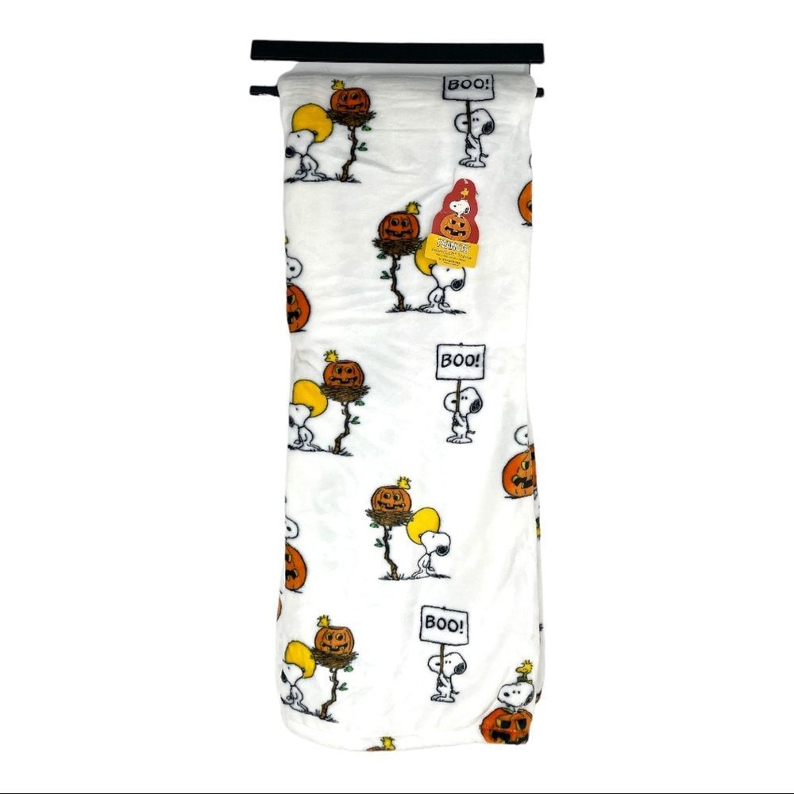 Peanuts Snoopy and Woodstock Pumpkin Halloween Throw Blanket White Size 50x70