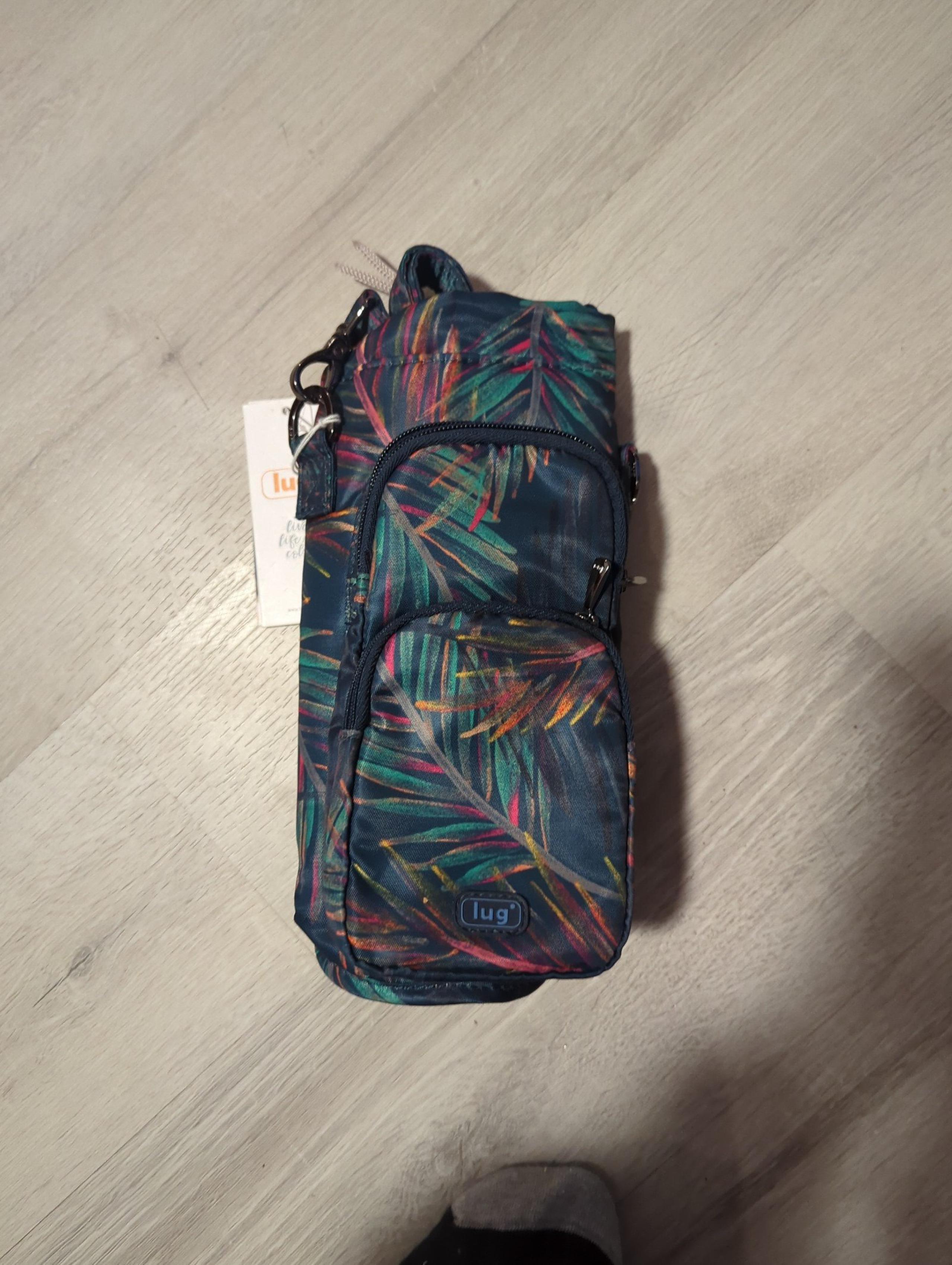 Lug Huggie Crossbody Bottle Holder in Tropical Multi