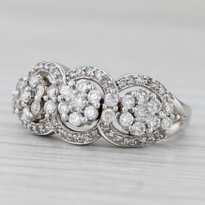 0.89ctw Diamond Cluster Ring 14k White Gold Size 8