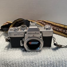 Minolta SRT 101 35mm w/ Camera case and strap