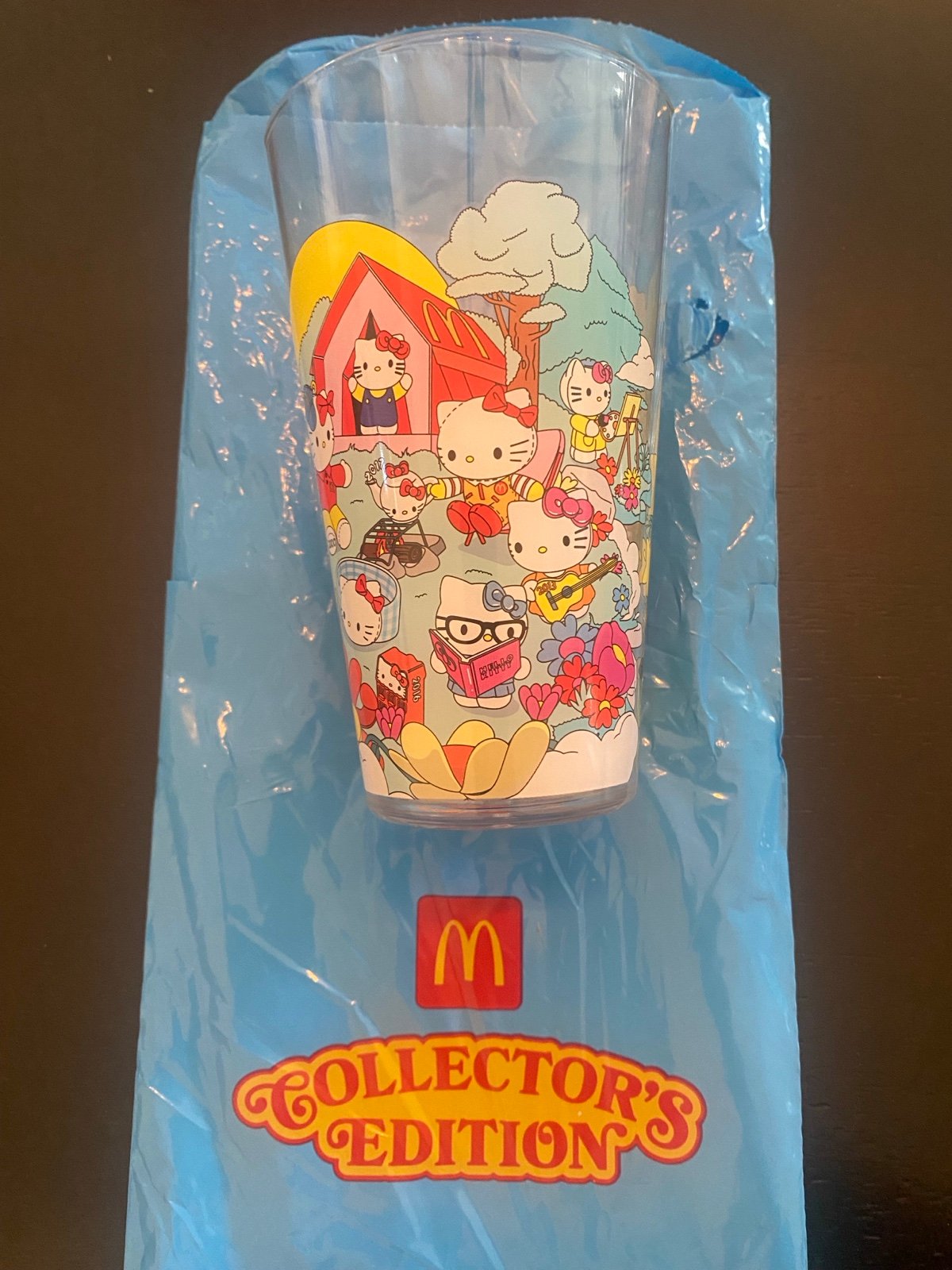 Hello Kitty Snoopy McDonald’s 2024 Collectors Cup New