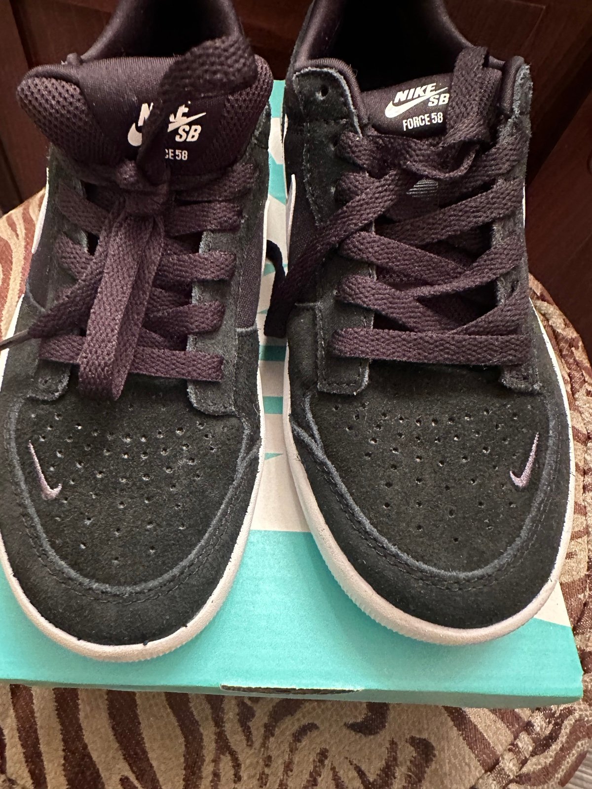 Nike SB Force 58 Panda Skateboard Skate Shoes Black/White Mens Size 6 WMNS 7.5