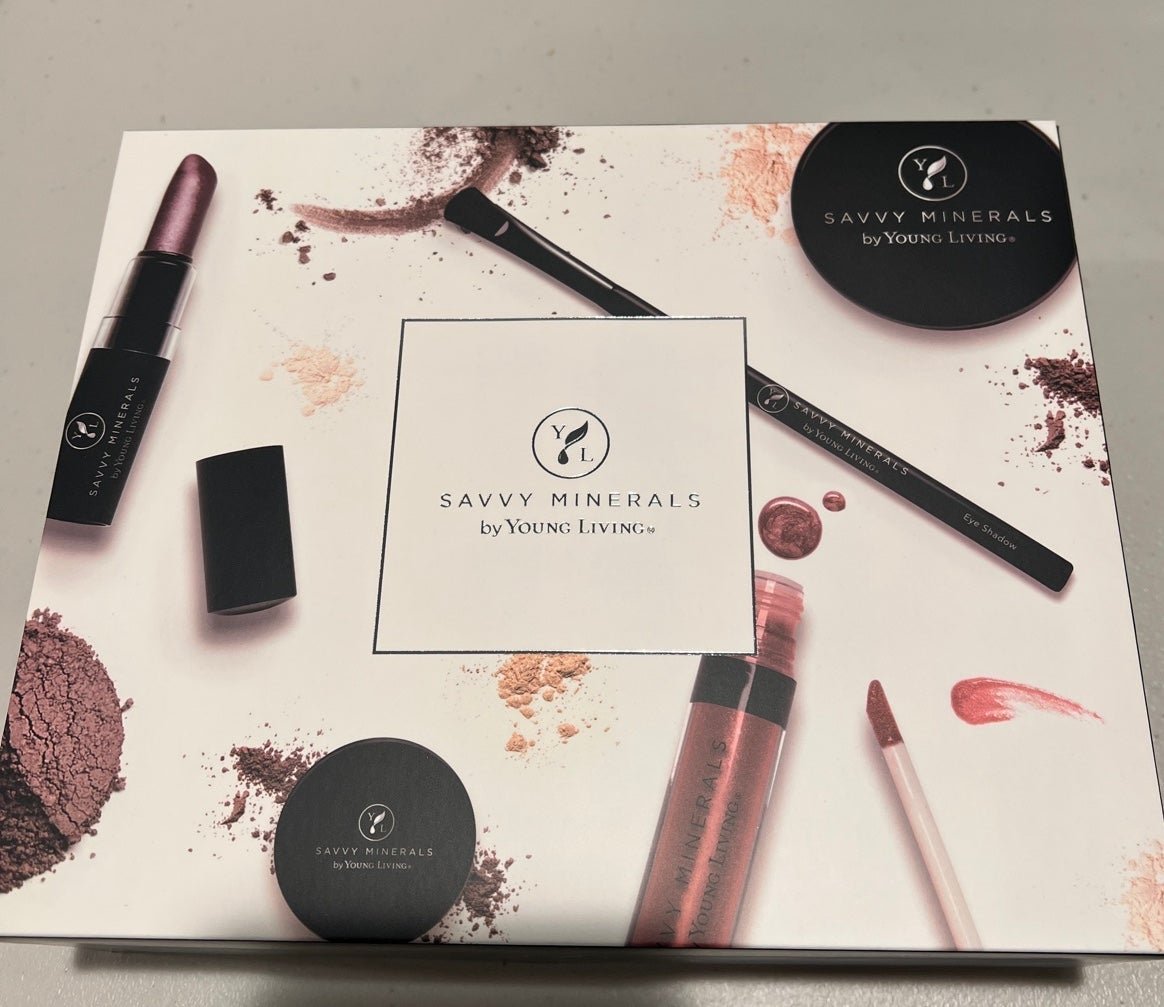 SAVVY MINERALS PREMIUN STARTER KIT Dark 1