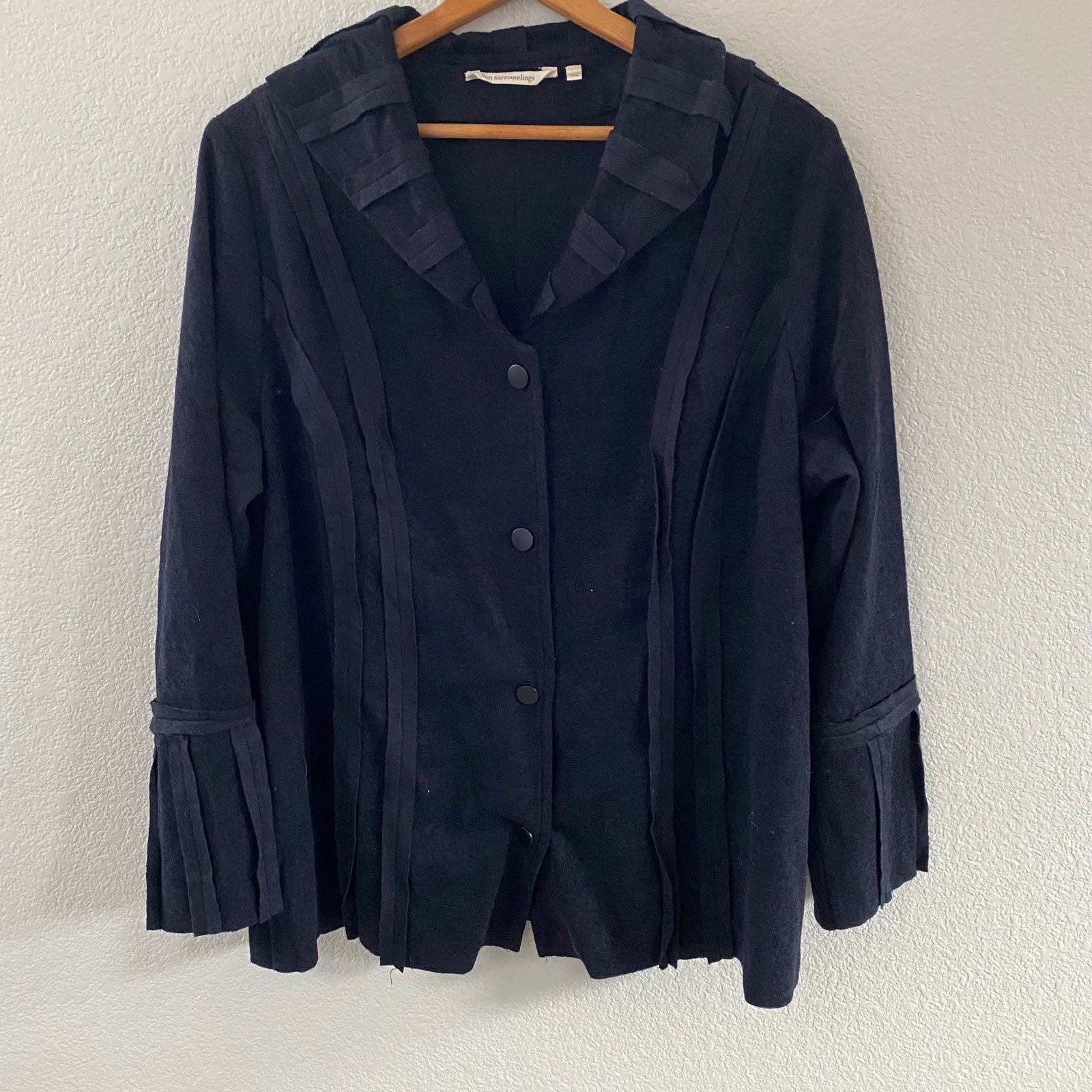 Soft store Surroundings Wool Blend Jacket