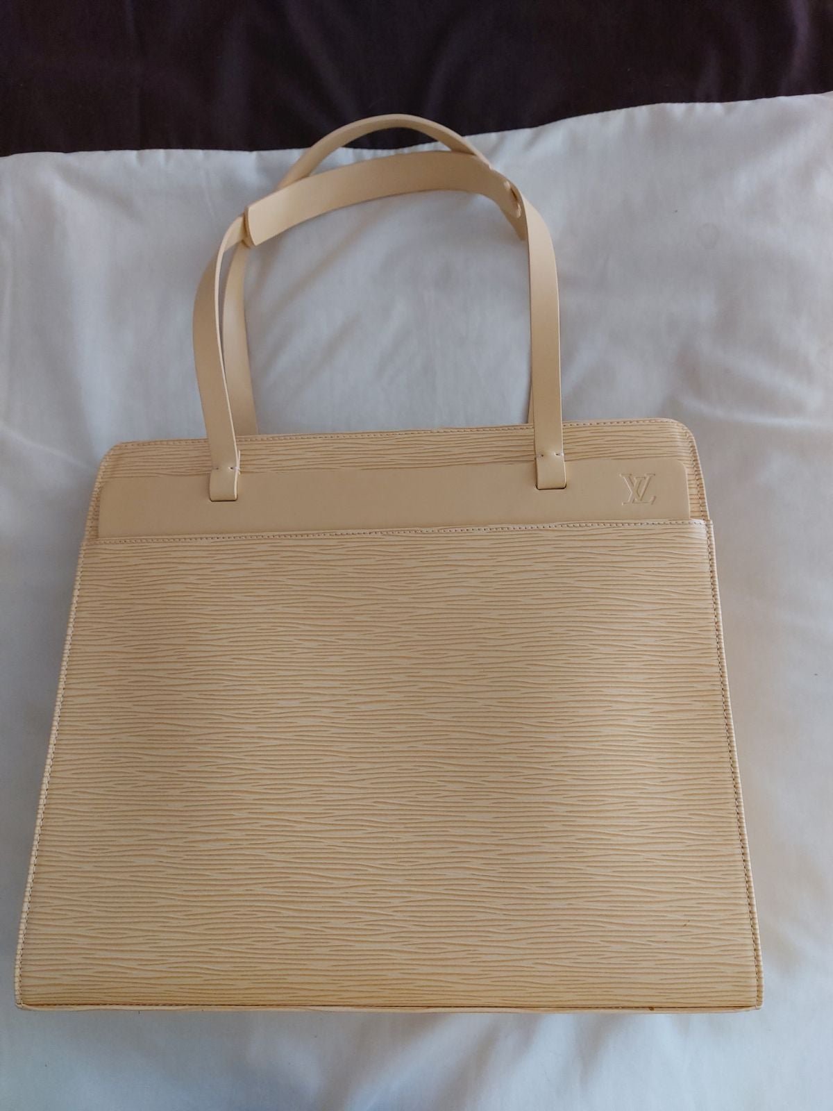 Louis Vuitton Vanilla Epi Leather Croisette GM