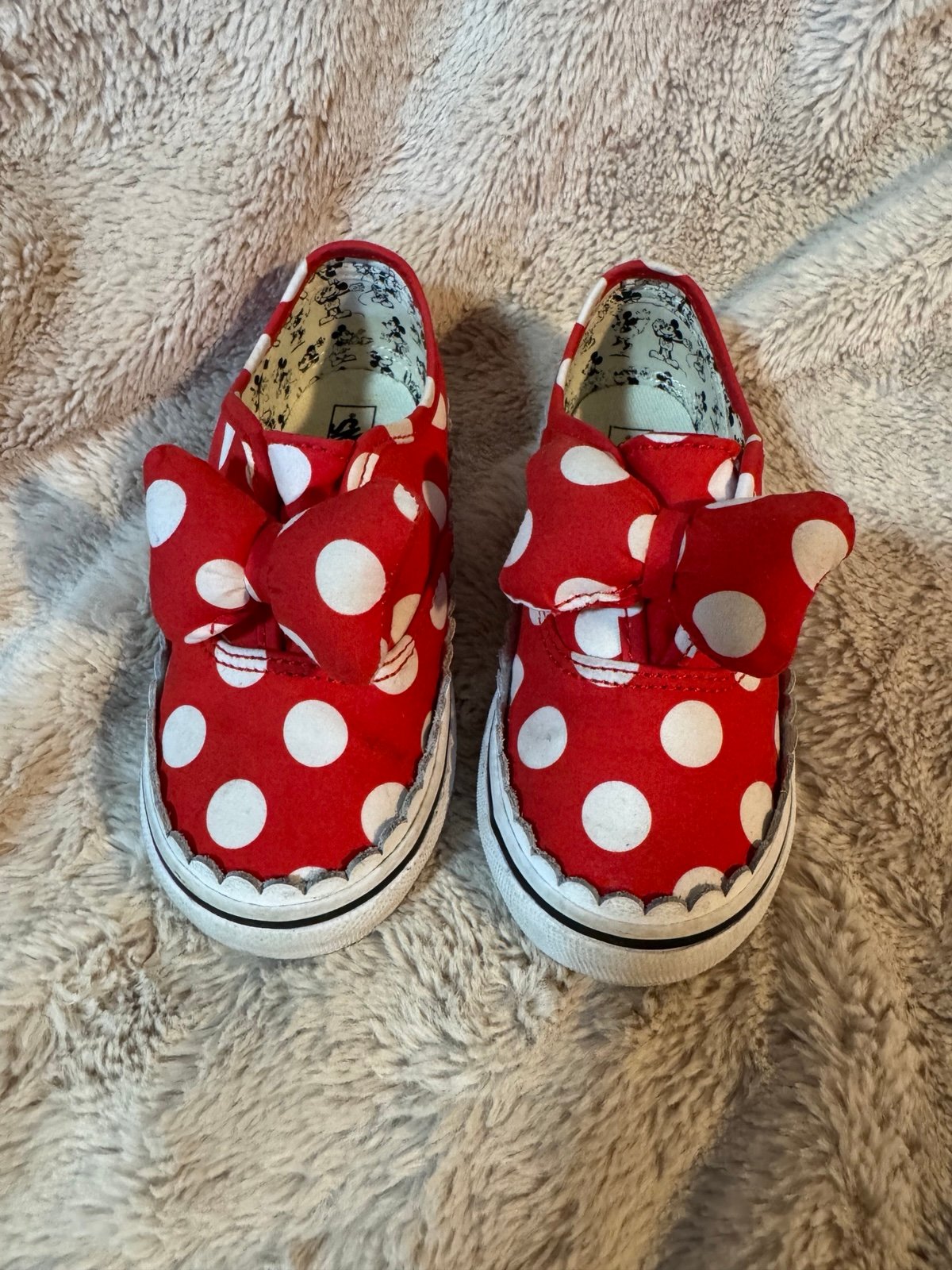Disney Minni Mouse Vans Toddler Sz 9.5