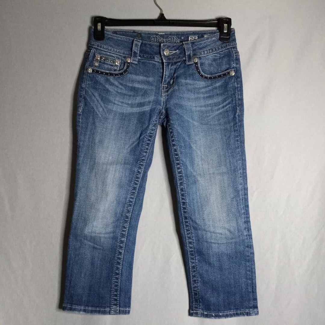 Miss Me Women's Low-Rise Capri Medium Wash Denim Capri Jeans Size 26