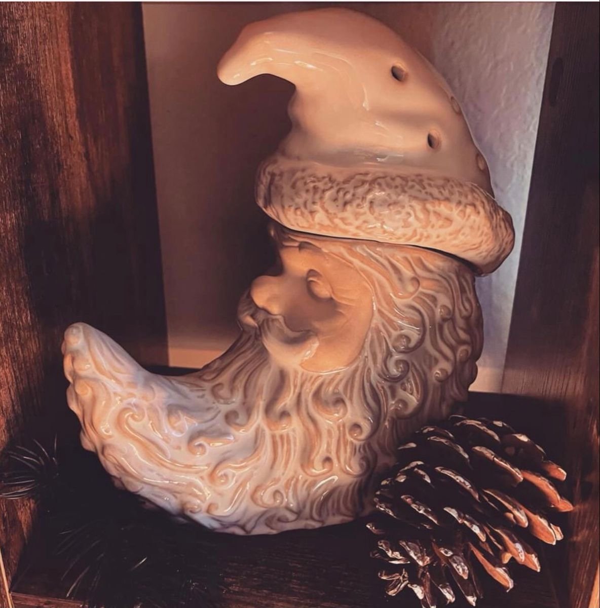 Brand new Santa Slumber Scentsy Warmer