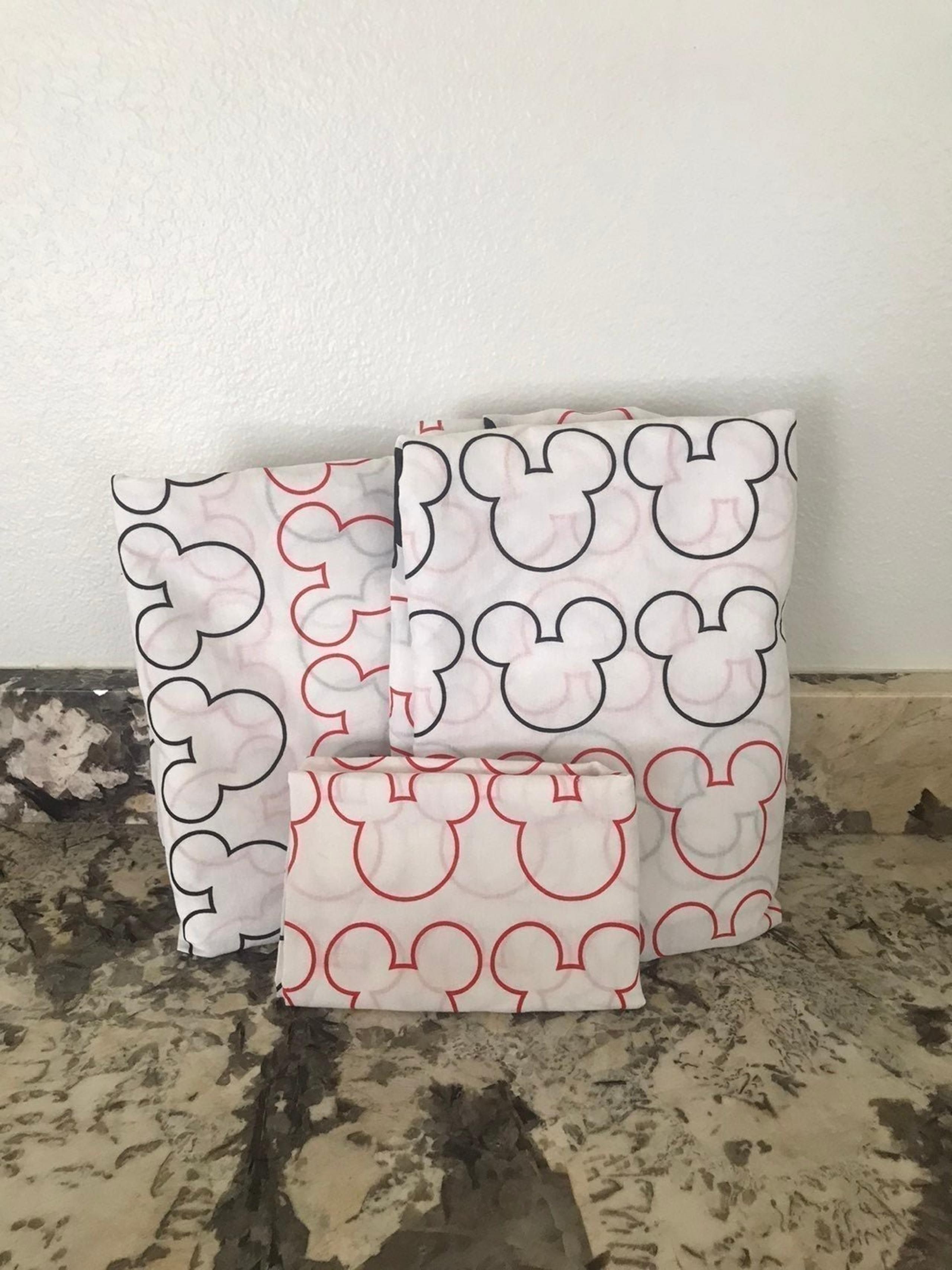 Disney Mickey Mouse 3 Pieces Twin Sheet Set
