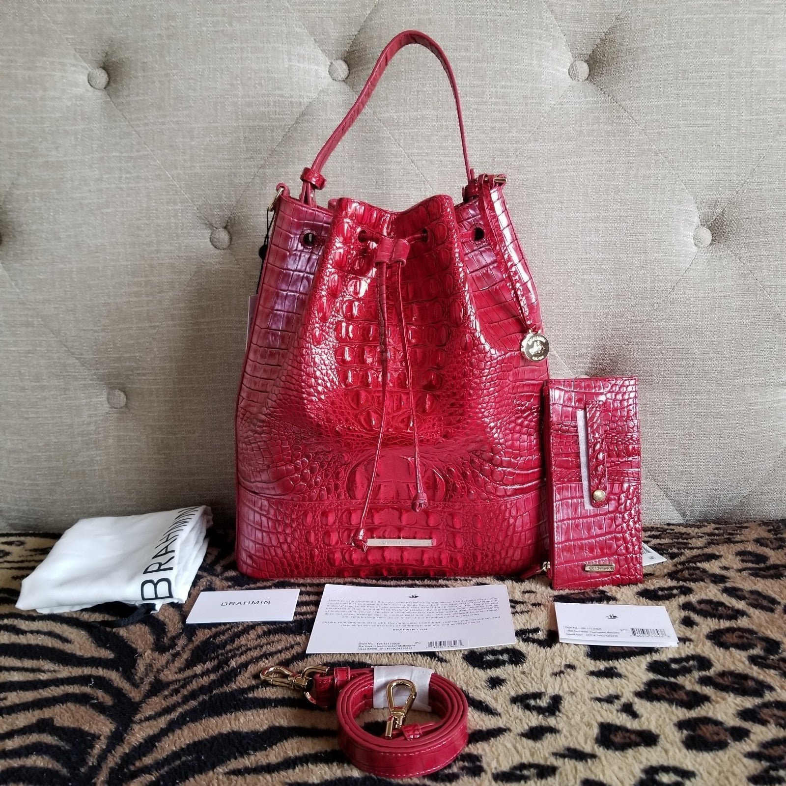 NWT BRAHMIN HEARTBREAKER MARLOWE BUCKET BAG W/ CREDIT CARD WALLET