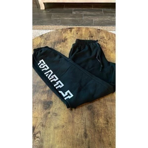 NWT!!! PINK sweatpantsVs Pink Campus Jogger S