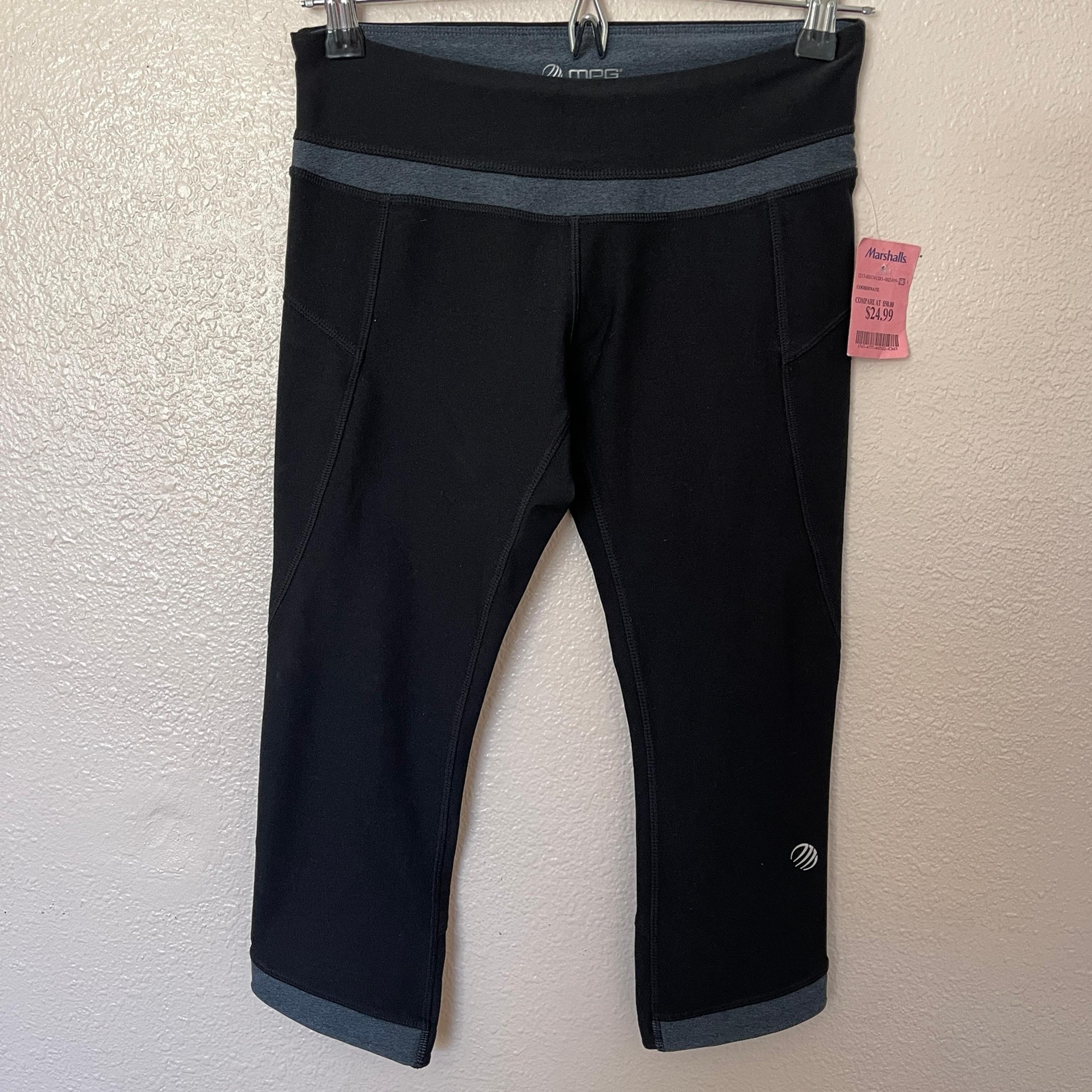 NWT MPG Womens Capri Leggings Size XS Athletic Pants Cropped