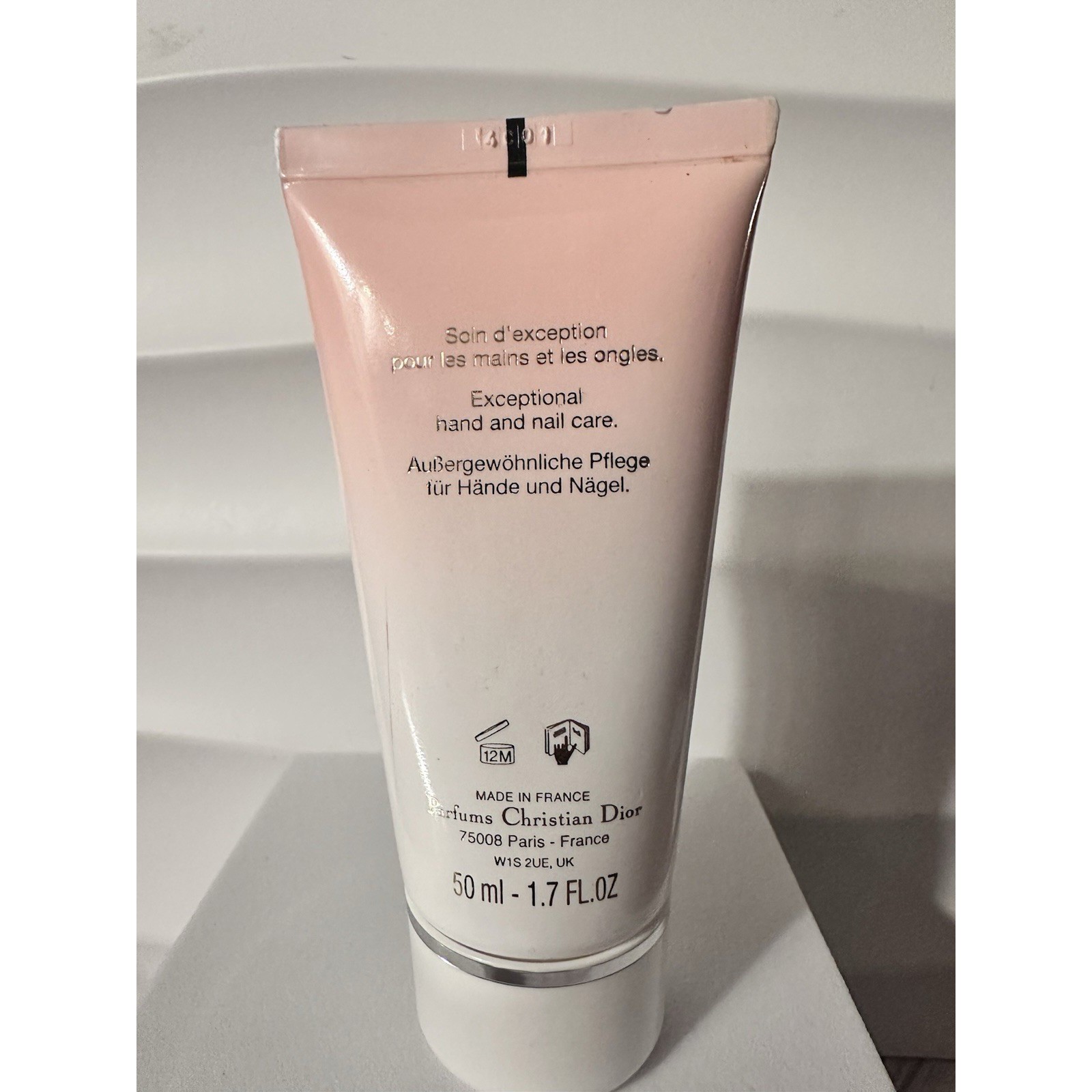 Dior La Crème Mains de Rose 50ml ハンドクリーム Dior Prestige La Crème Mains de Rose: Age-Defying Hand Cream