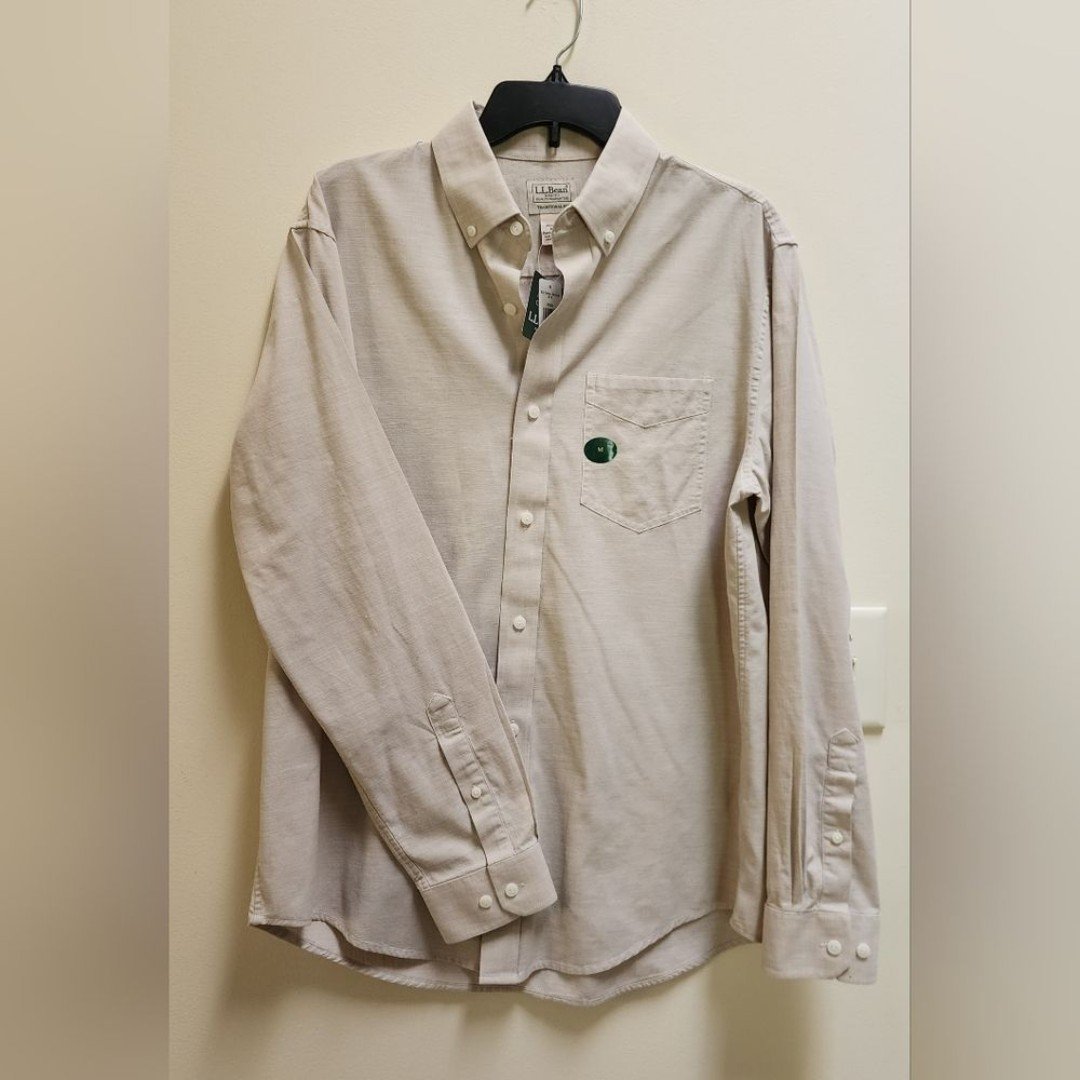 NWT L.L. Bean Tan Men's Shirt Size M Traditional Fit 100% Cotton