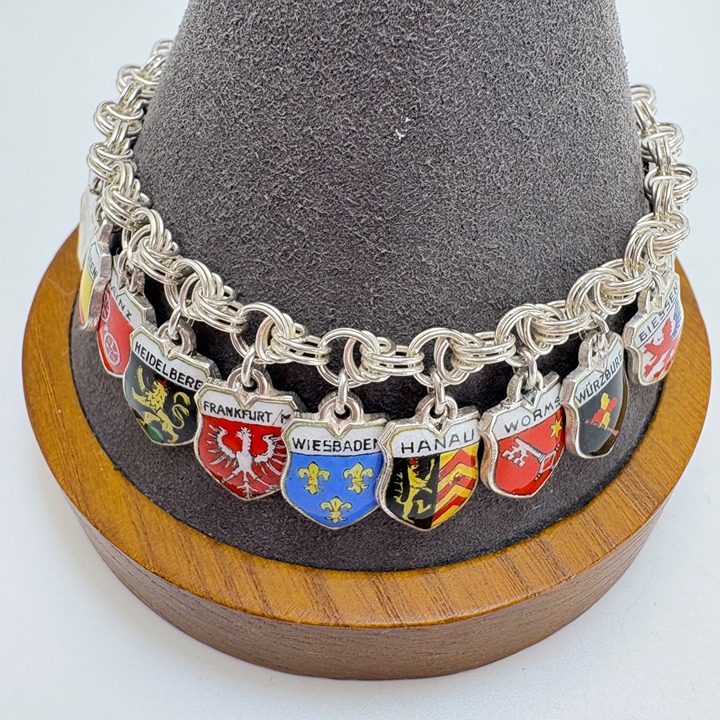 Antique 800 Silver Vintage Enamel Travel Shield Souvenir Charm Bracelet 7.5 L