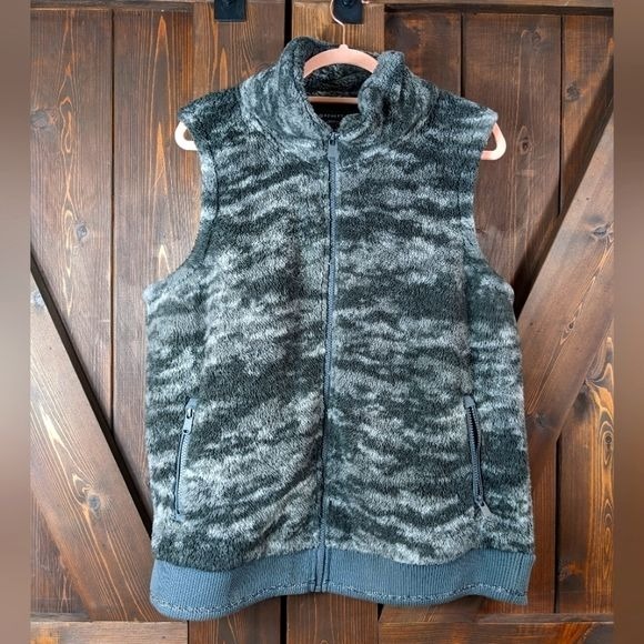 Athleta Tugga Vest Fog Camo Full Zip Outdoor Women's Large
