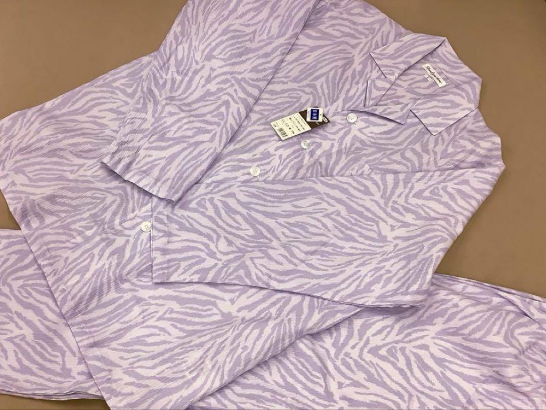 ! Brand New! Soft, 100% Cotton Gauze Pajamas in Light Purple, Size L, Made in Japan.