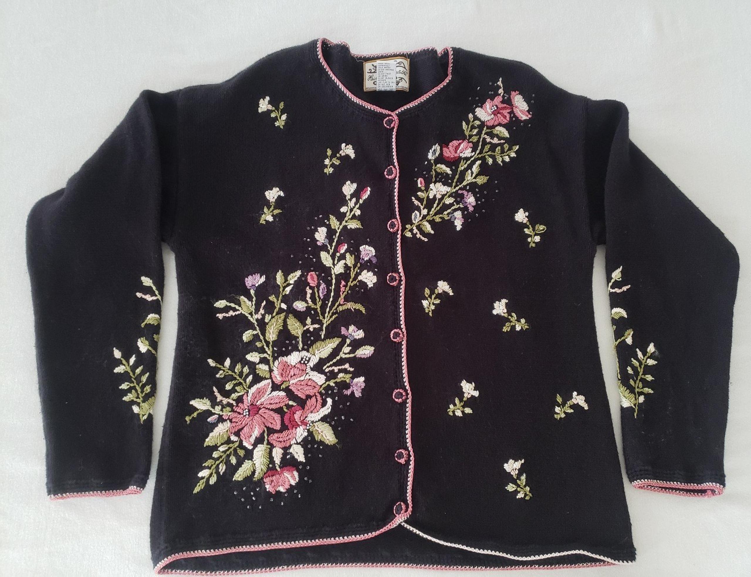 Vintage Heirloom Collectibles Embroidered Floral Cotton Sweater Button Cardigan