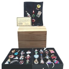 THOMAS PACCONI MUSEUM SERIES ORNAMENTS 28pc SET WOODEN CHEST BOX TREE TOPPER COA