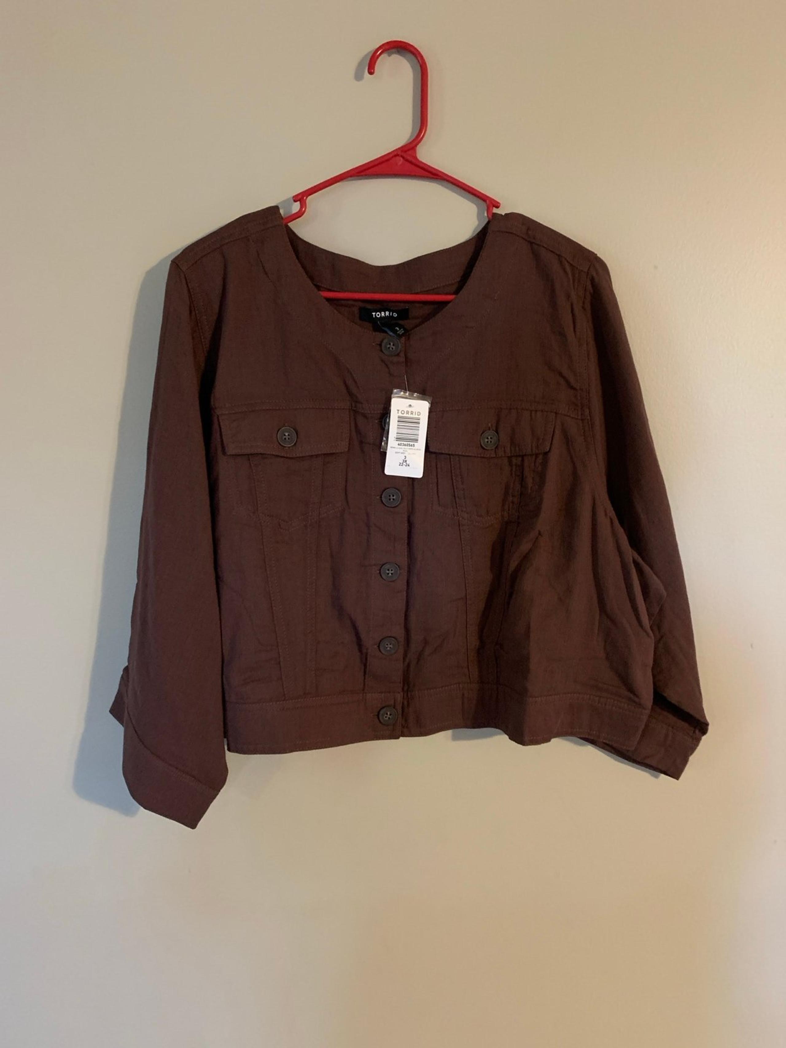 884 - Brown crop top