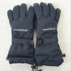 mont-bell waterproof and windproof gloves in black.