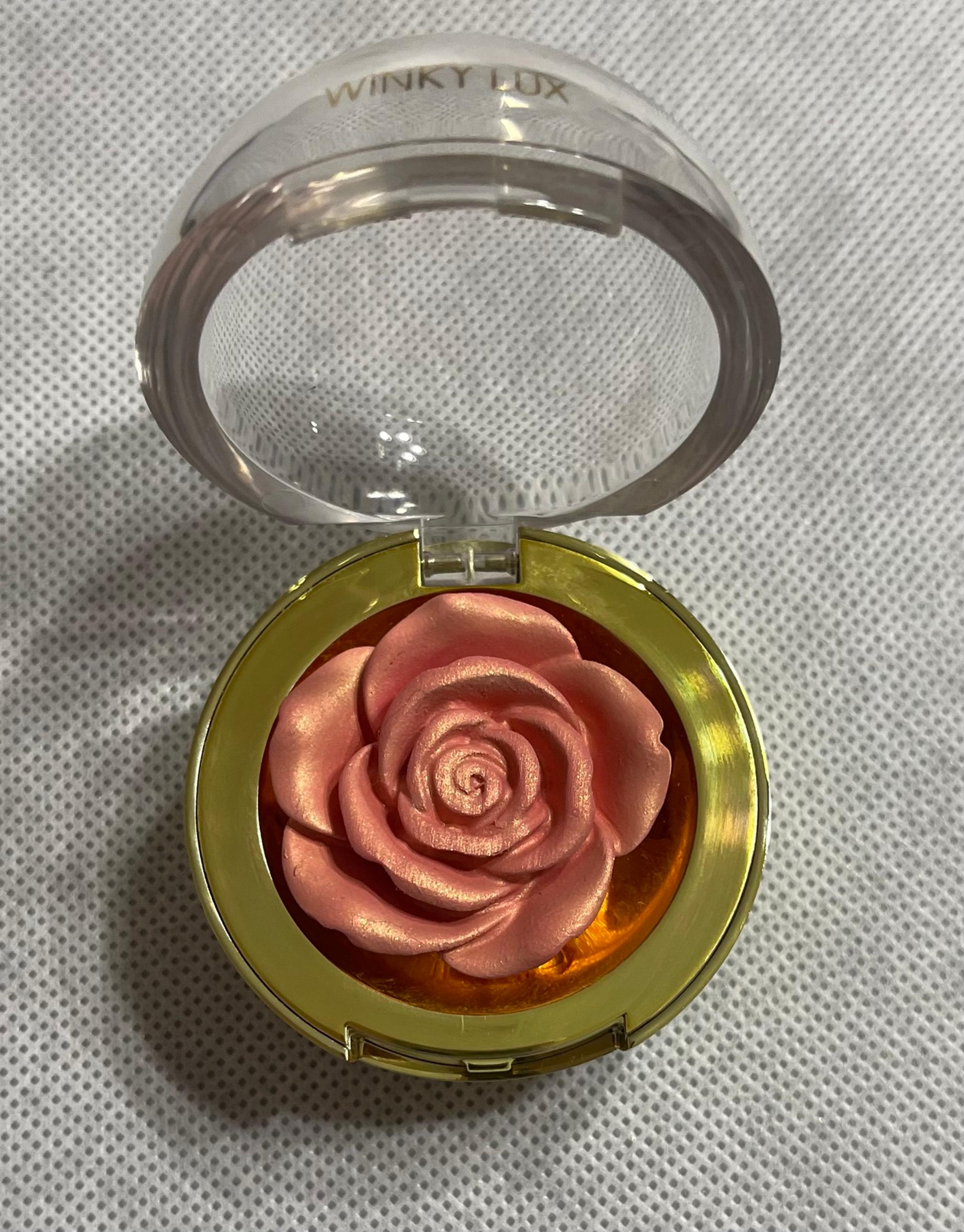 Winky Lux Cheeky Rose Highlighter