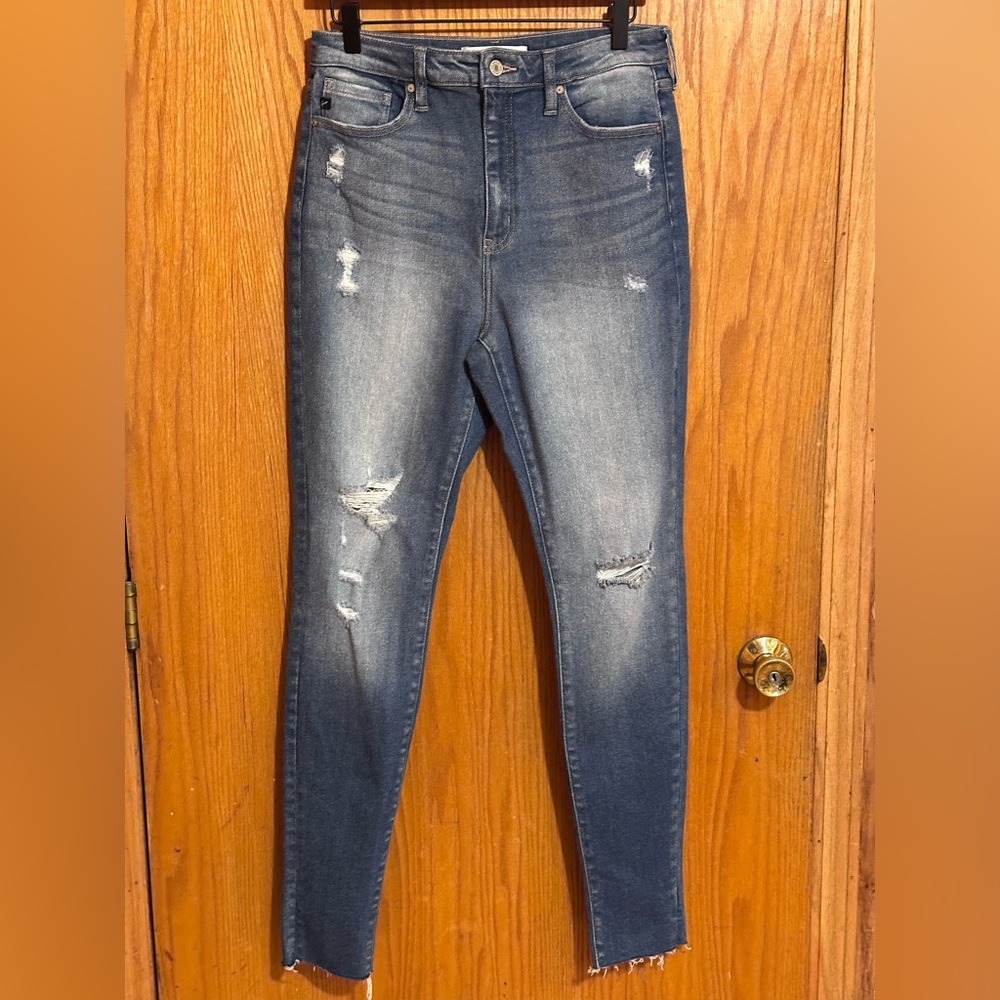 Kancan women's jeans sz 29 raw hem distressed high rise