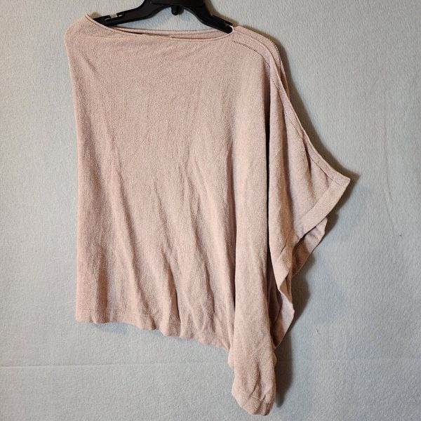 Barefoot Dreams Cozy Chic Ultra Lites boatneck poncho one size Dusty Pink