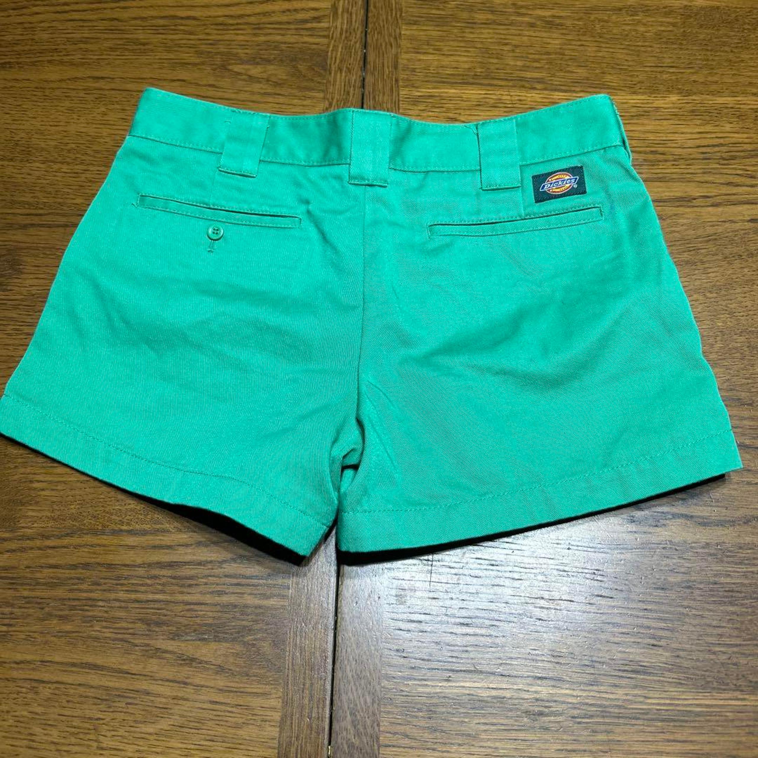 Dickies Shorts - Size M - Inseam 8cm