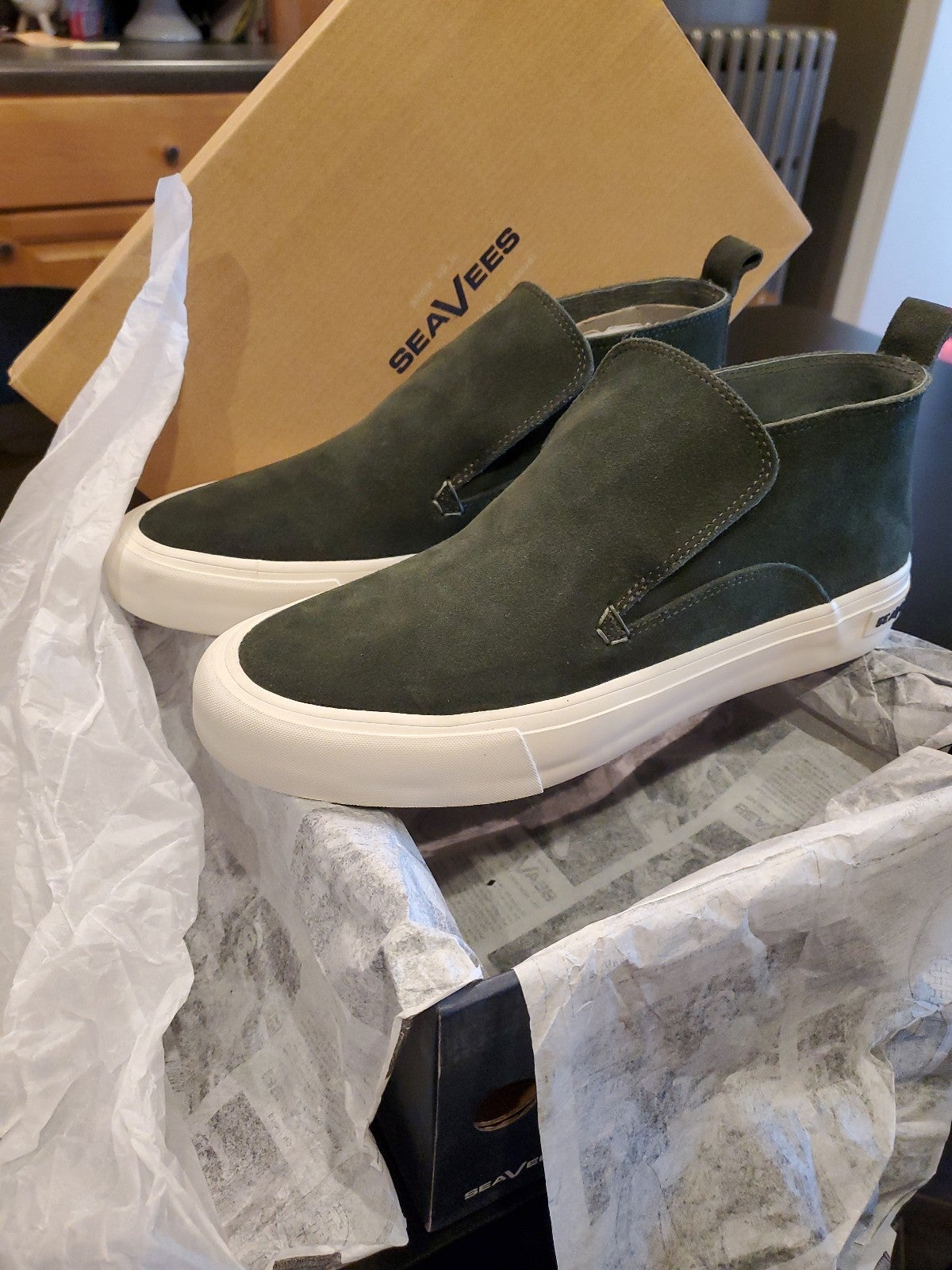 Green Suede Slip-on Mids, Mens Size 9.5