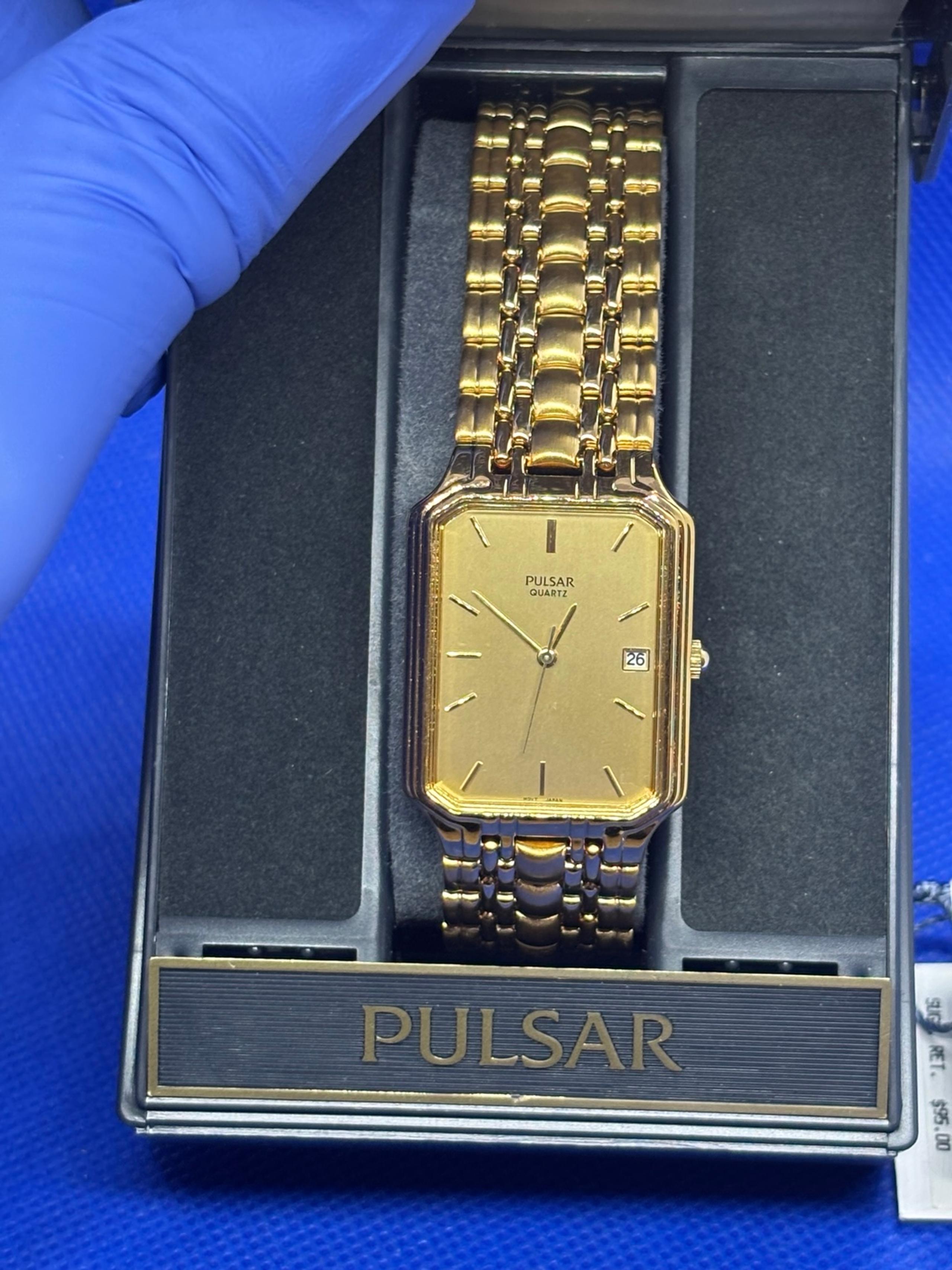 PULSAR V722-X104 Date "Classic Rectangle, GP Stainless Steel MENS WATCH,R26-15