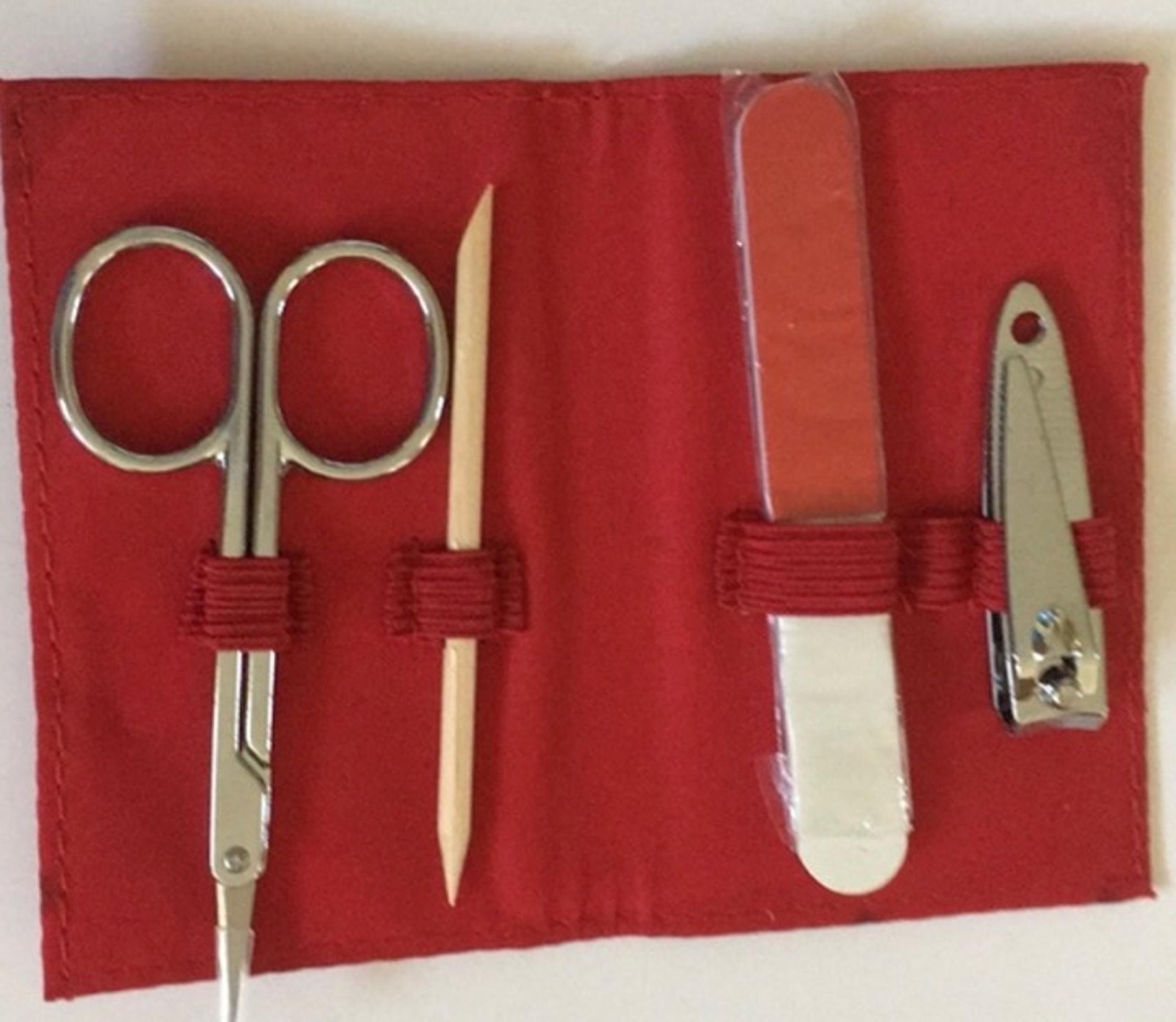 Avon MINI MANICURE SET Red Envelope Letter Nail Kit Pedicure