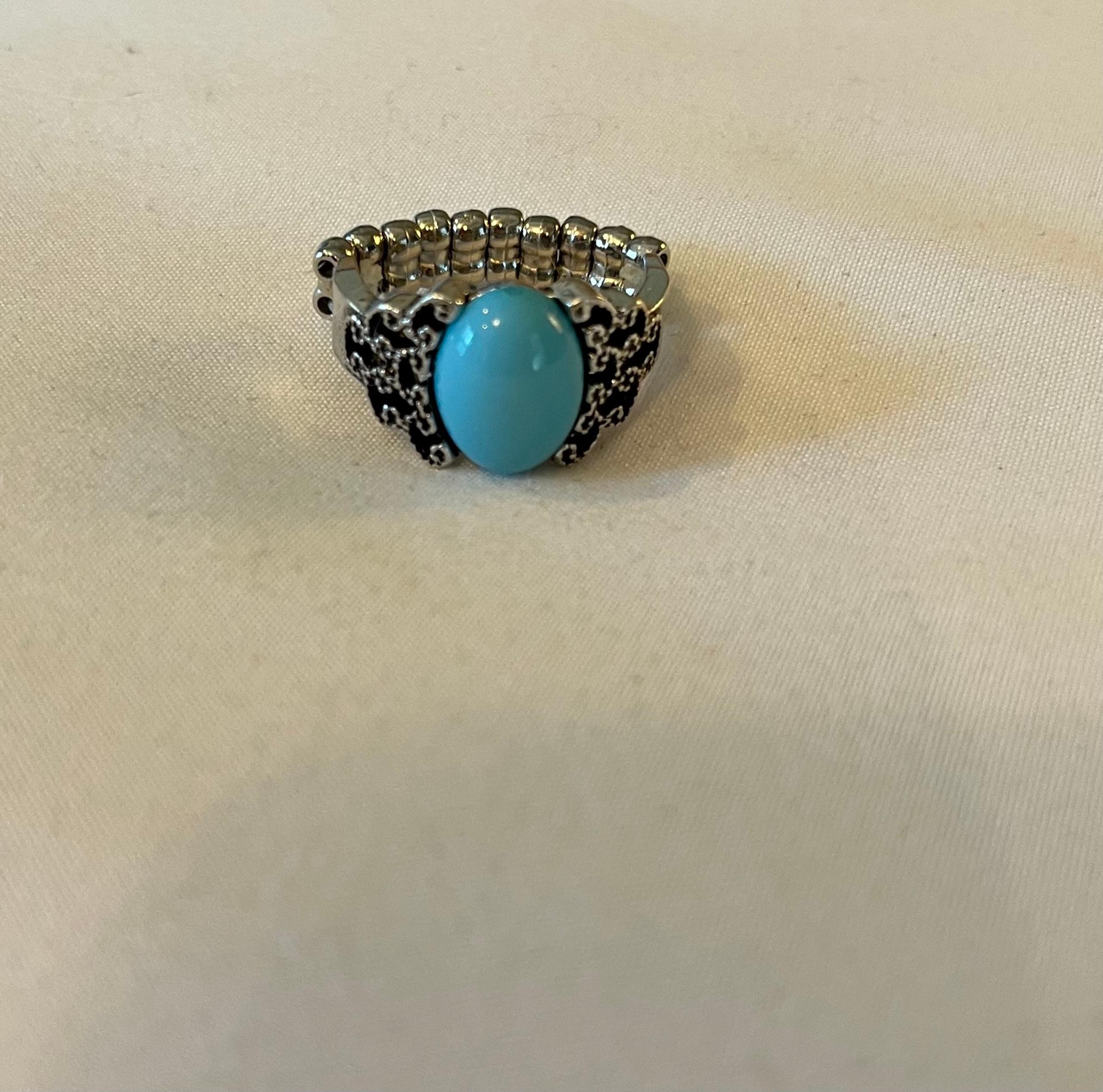 New Women’s Paparazzi Ring w/Topaz Stone