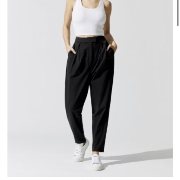 Carbon38 The Tapered Stretch Pant Trouser in Black Size Small