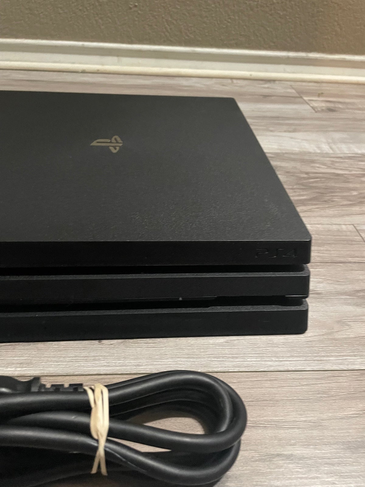 PlayStation 4 PS4 Pro Console 1 TB - detail