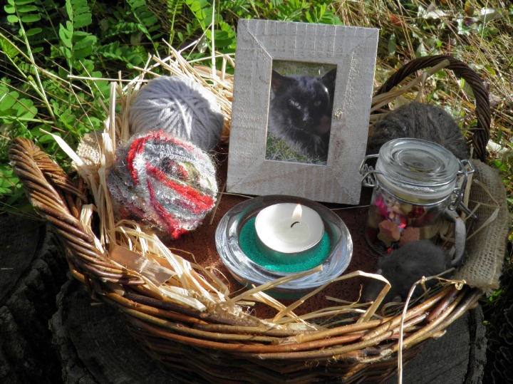 Kitty's Keepsake Basket Memorial Candle
